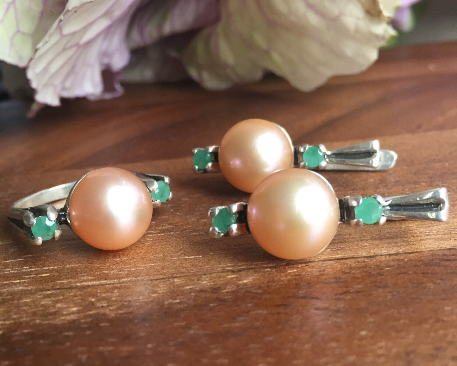 Pearl Ring, Emerald Ring, Natural Pearl, Natural Emerald, Vintage Pearl Ring, June Birthstone, Cream Pearl, May Birthstone, Solid Silver