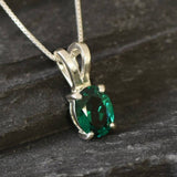 Dainty Emerald Pendant - Classic Green Necklace - Vintage Oval Necklace