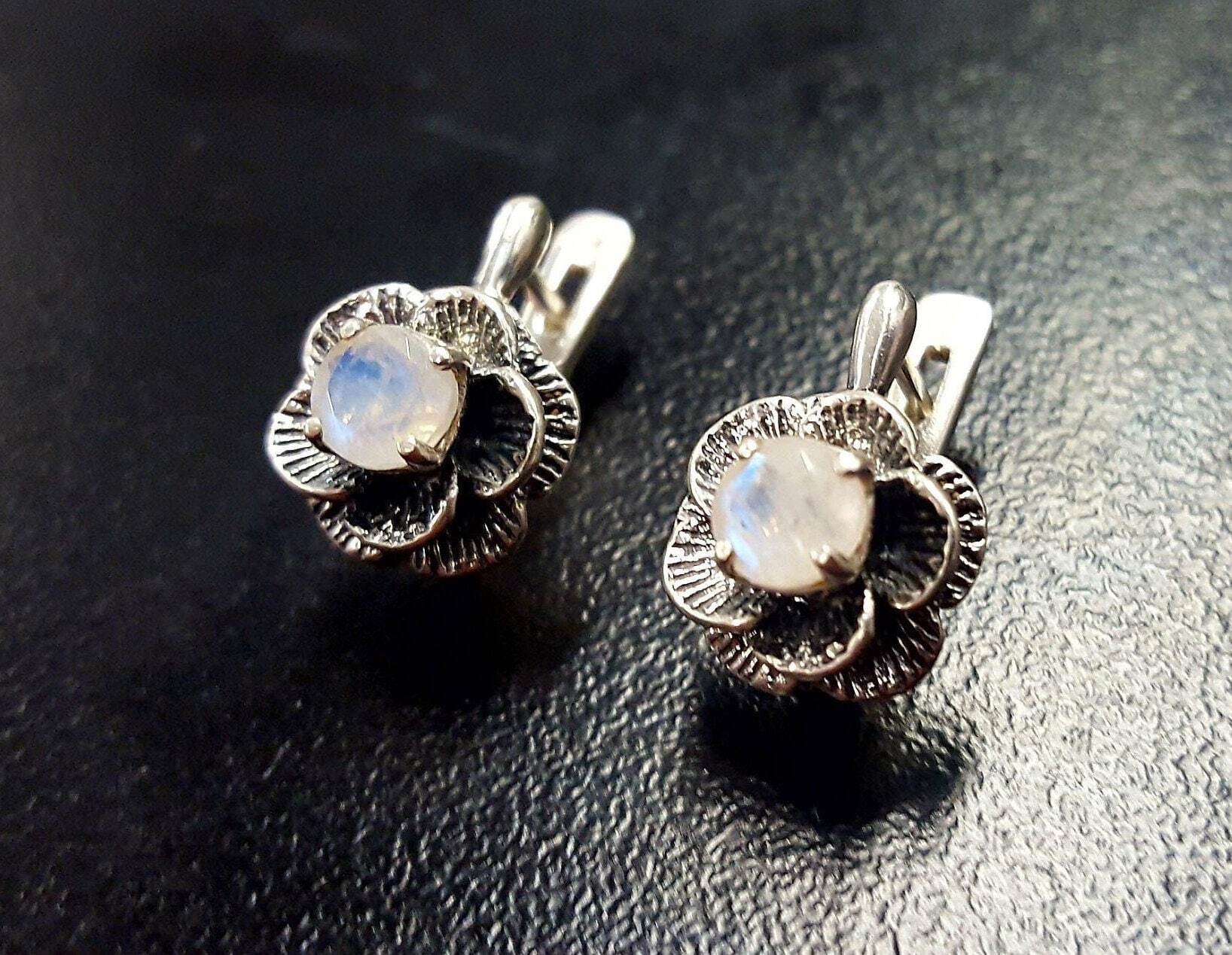 Moonstone Earrings, Natural Moonstone, Rainbow Moonstone, Flower Earrings, Silver Rose Earrings, June Birthstone, Silver Earrings, Moonstone