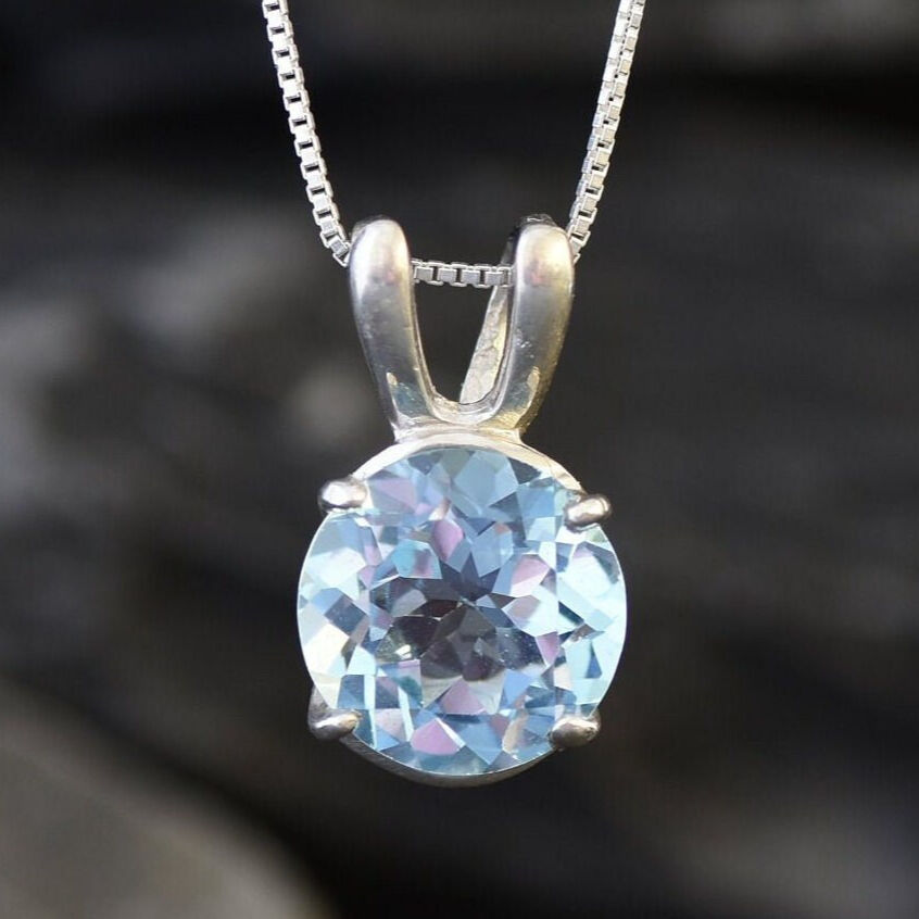 Blue Topaz Pendant, Natural Blue Topaz, Dainty Pendant, Blue Topaz Necklace, December Birthstone, December Necklace, 925 Silver Pendant,Blue