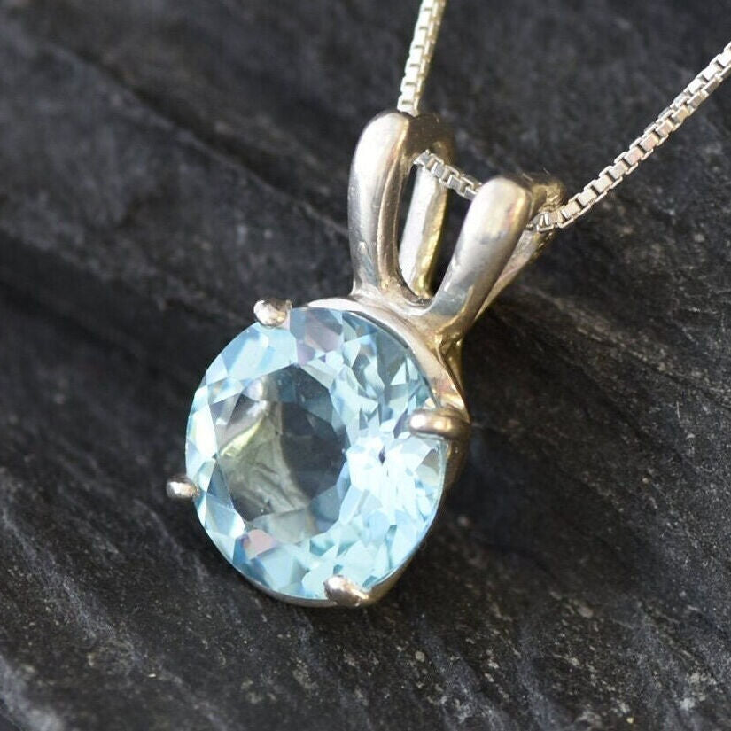 Blue Topaz Pendant, Natural Blue Topaz, Dainty Pendant, Blue Topaz Necklace, December Birthstone, December Necklace, 925 Silver Pendant,Blue