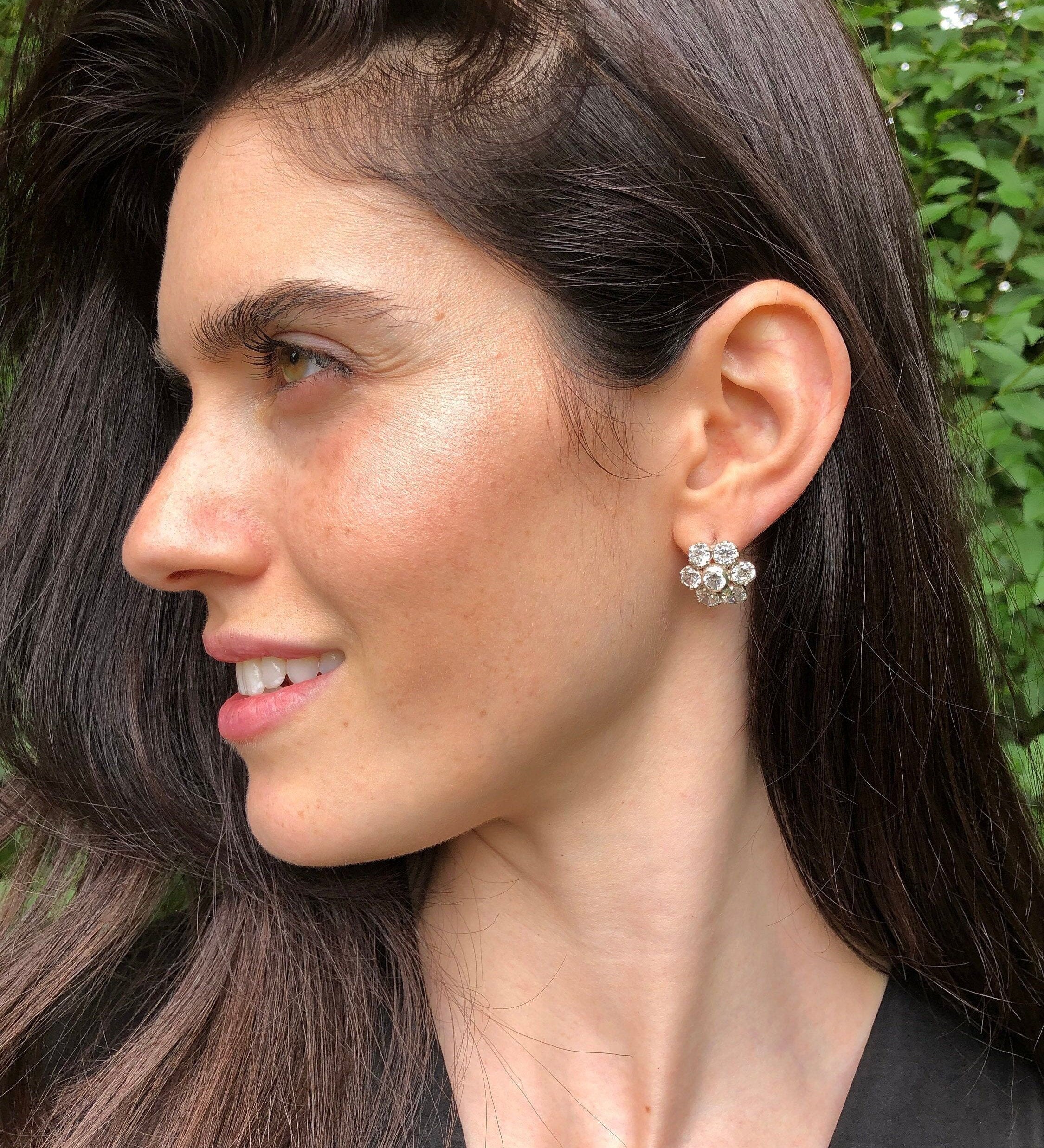 Sparkly Earrings, Diamond Earrings, Created Diamond, Valentines Gift, Flower Earrings, Vintage Flower Earrings, Floral Earrings, Diamond