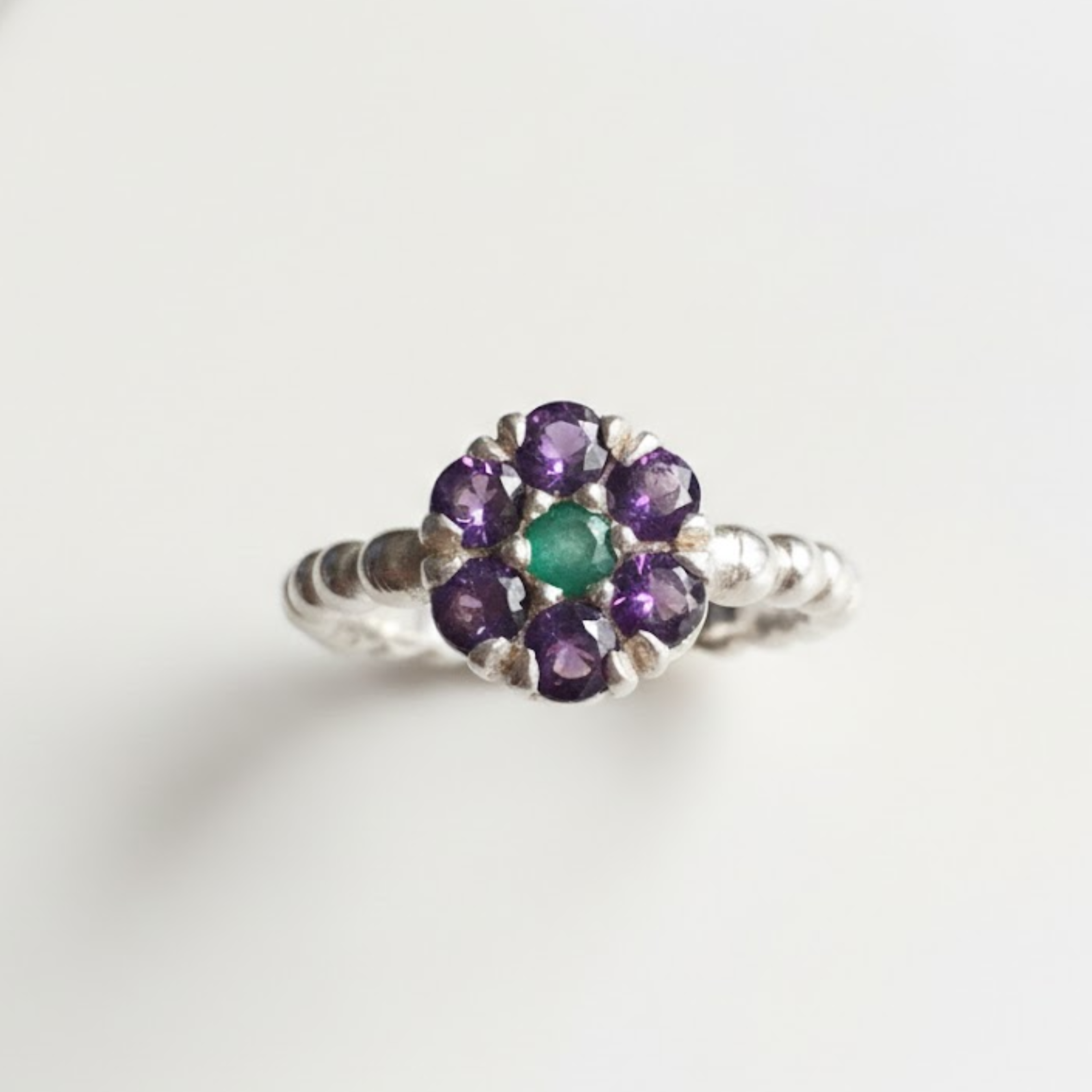 Sleek 925 Sterling Silver ring showcasing a vibrant purple amethyst, symbolizes tranquility, perfect for everyday elegance.