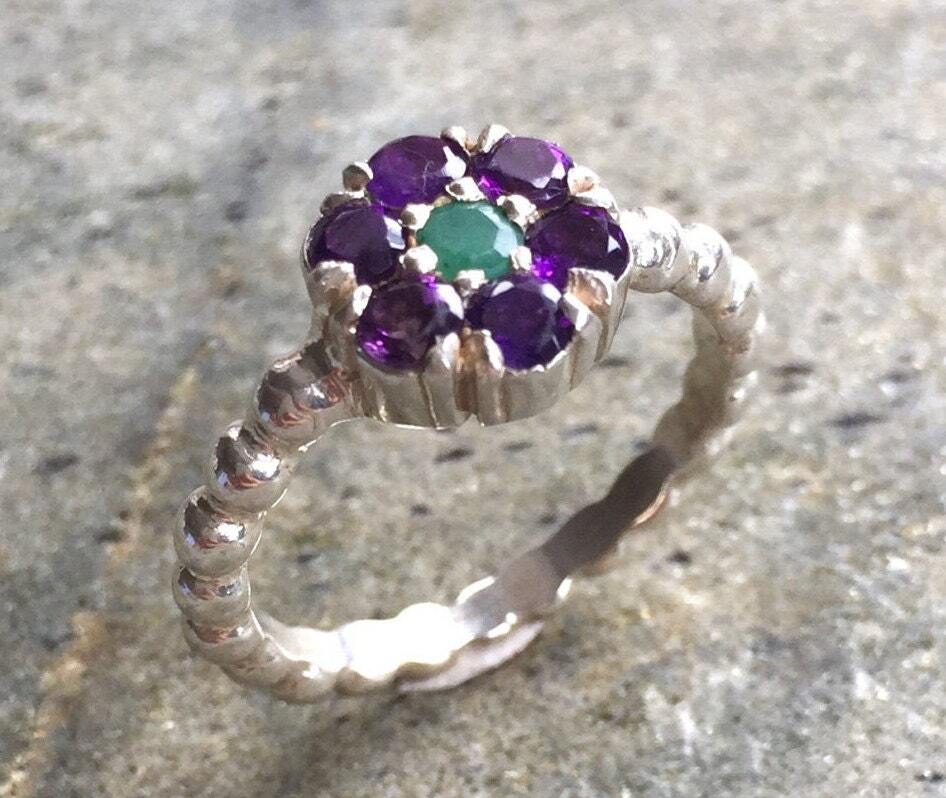 Flower Ring, Amethyst Ring, Natural Amethyst, Purple Flower, Emerald Ring, Natural Emerald, February Birthstone, May Birthstone, Pure Silver