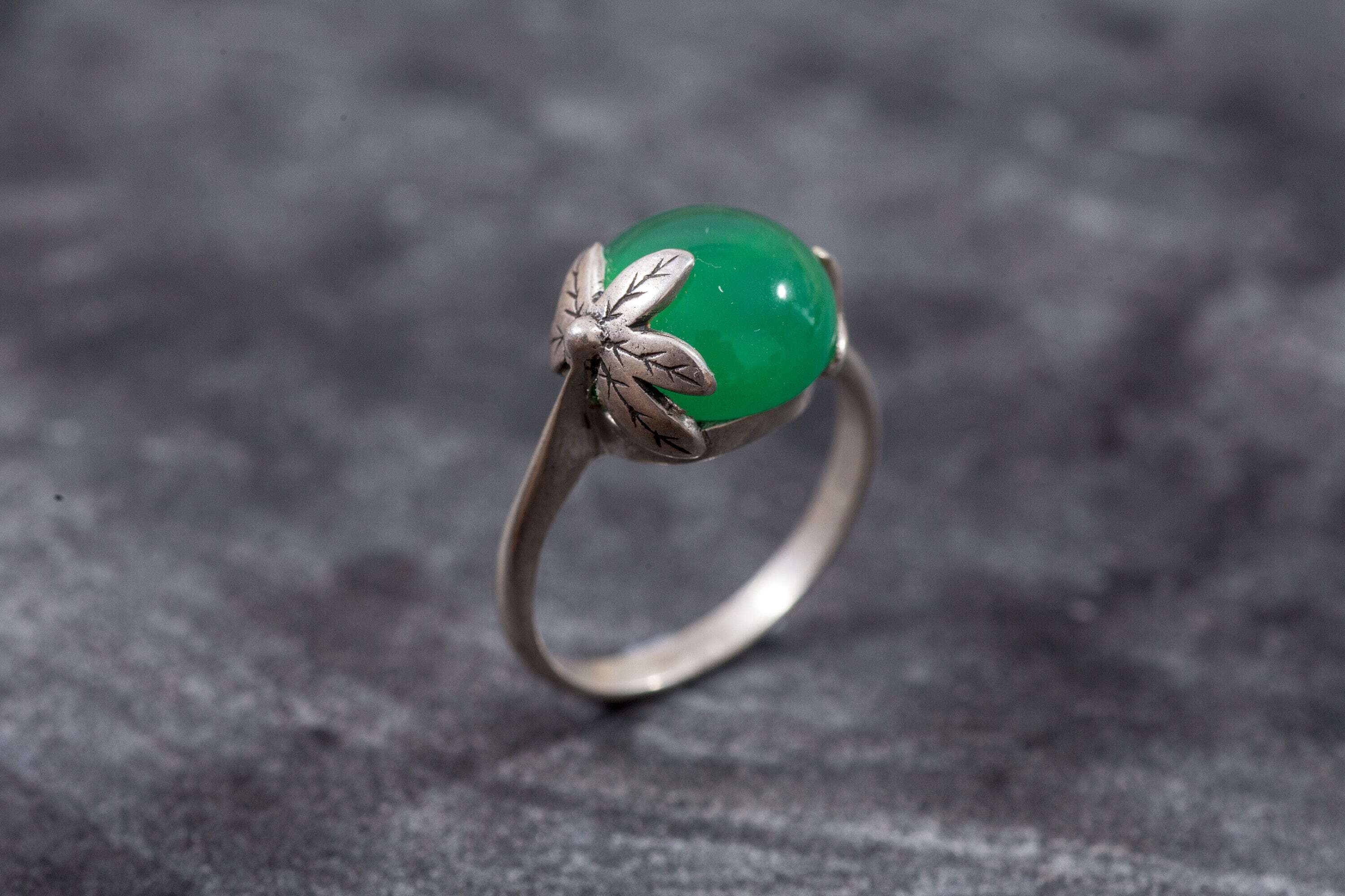 Flower Ring, Emerald Green, Created Emerald, Leaf Ring, Delicate Ring, Green Ring, Sterling Silver Ring, Solid Silver Ring, Pure Silver