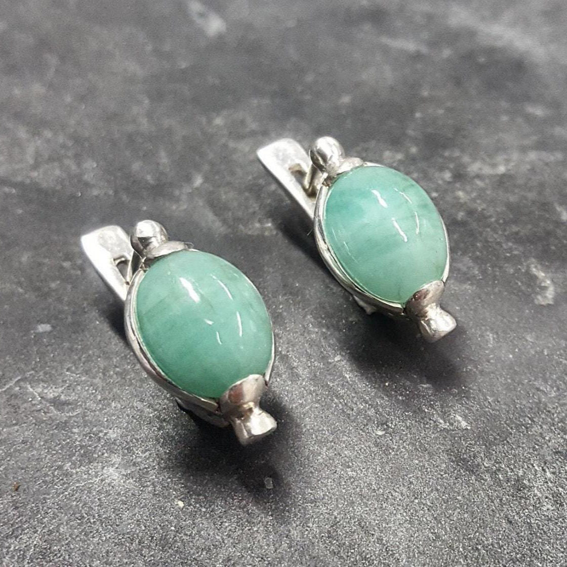 Natural Emerald Earrings made in 925 Sterling Silver with Oval Natural Green Emerald in Prong setting, May Birthstone gift idea, symbolizes growth, harmony, and deep emotional healing, ideal for everyday wear and perfect for birthday gifting and special occasions.