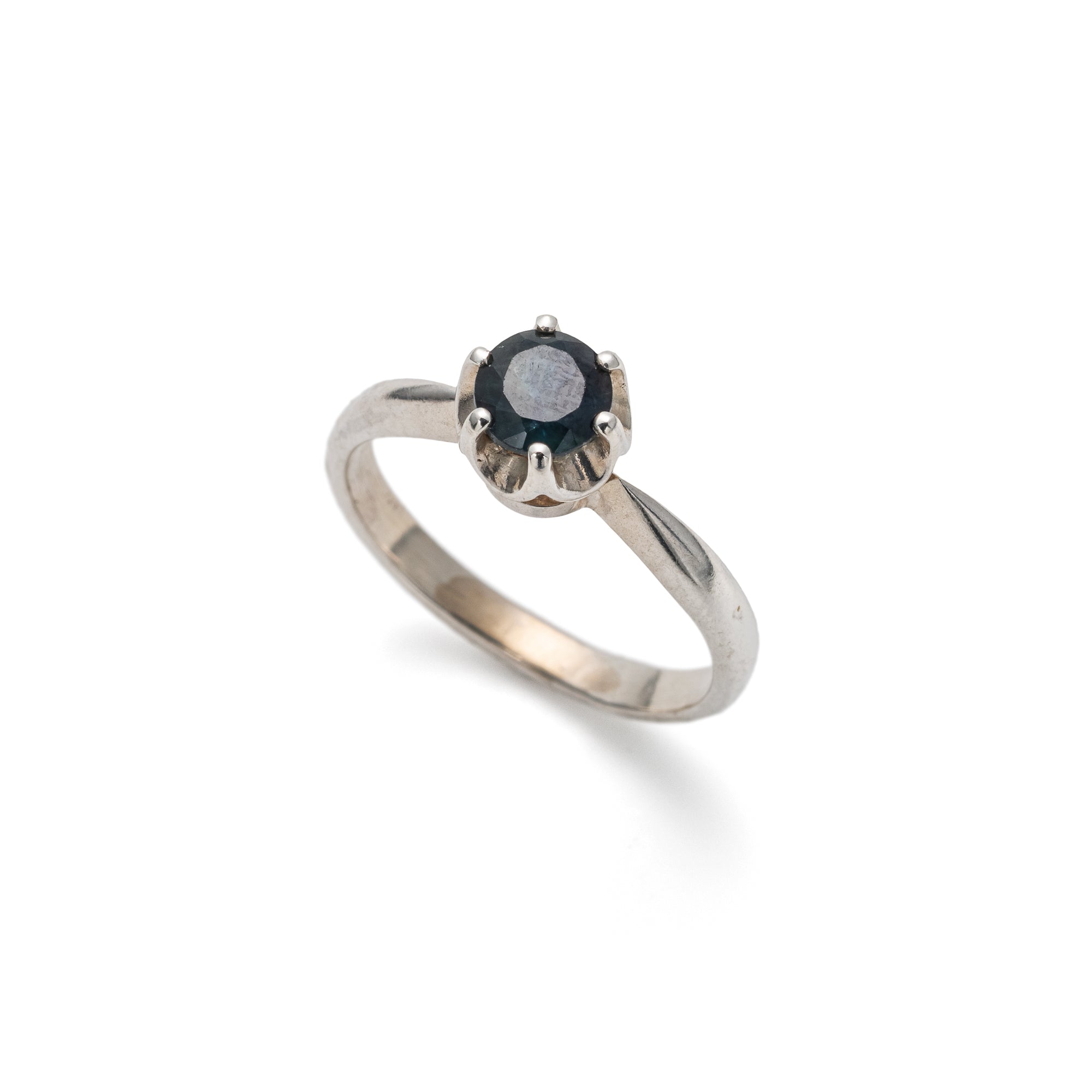 Sterling Silver Natural Sapphire Ring featuring a Round Blue Sapphire, symbolizes truth and faithfulness for everyday wear.