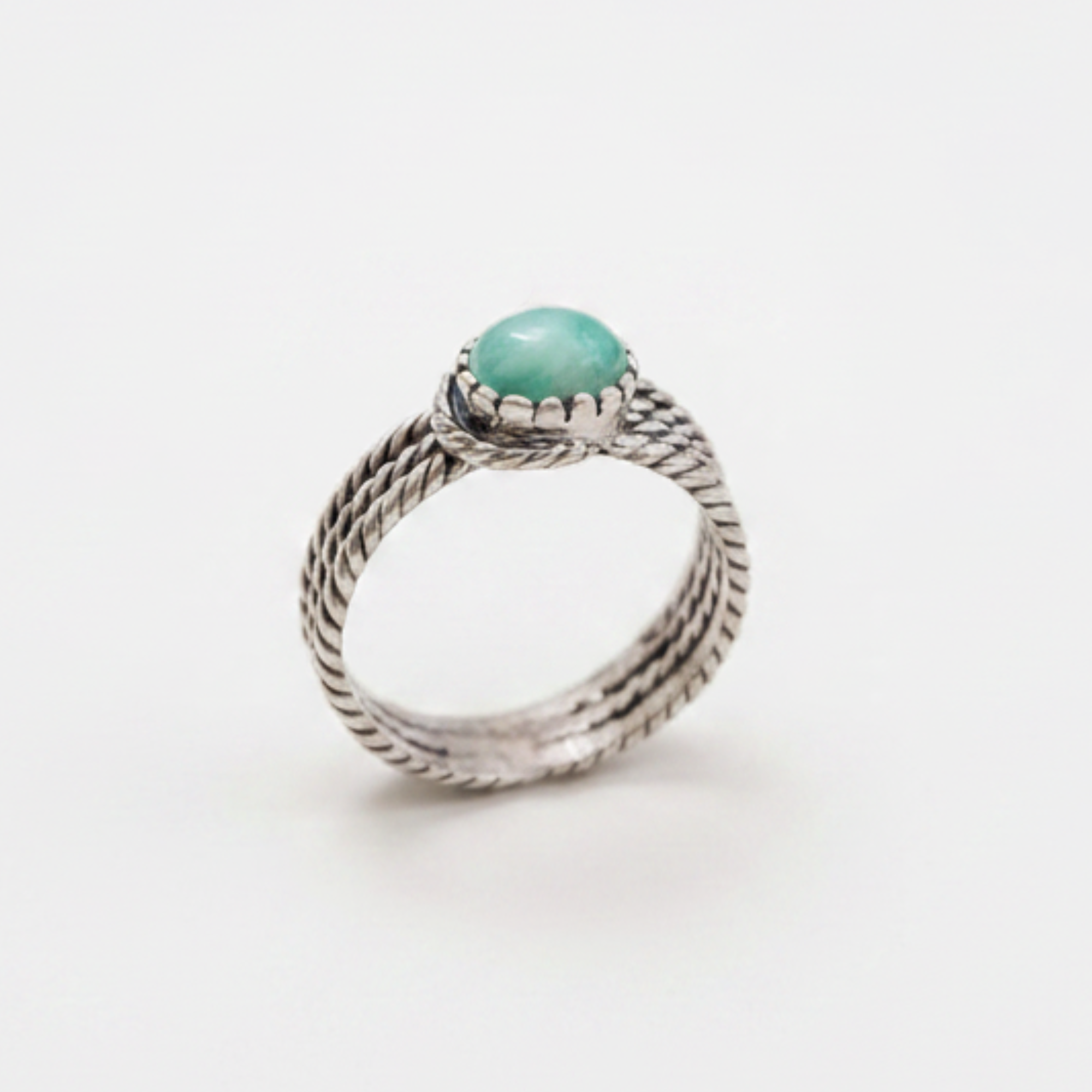 Natural Emerald Ring made in 925 Sterling Silver with Oval Natural Green Emerald in Prong setting, May Birthstone gift idea, symbolizes growth, harmony, and deep emotional healing, ideal for everyday wear and perfect for birthday gifting and special occasions.