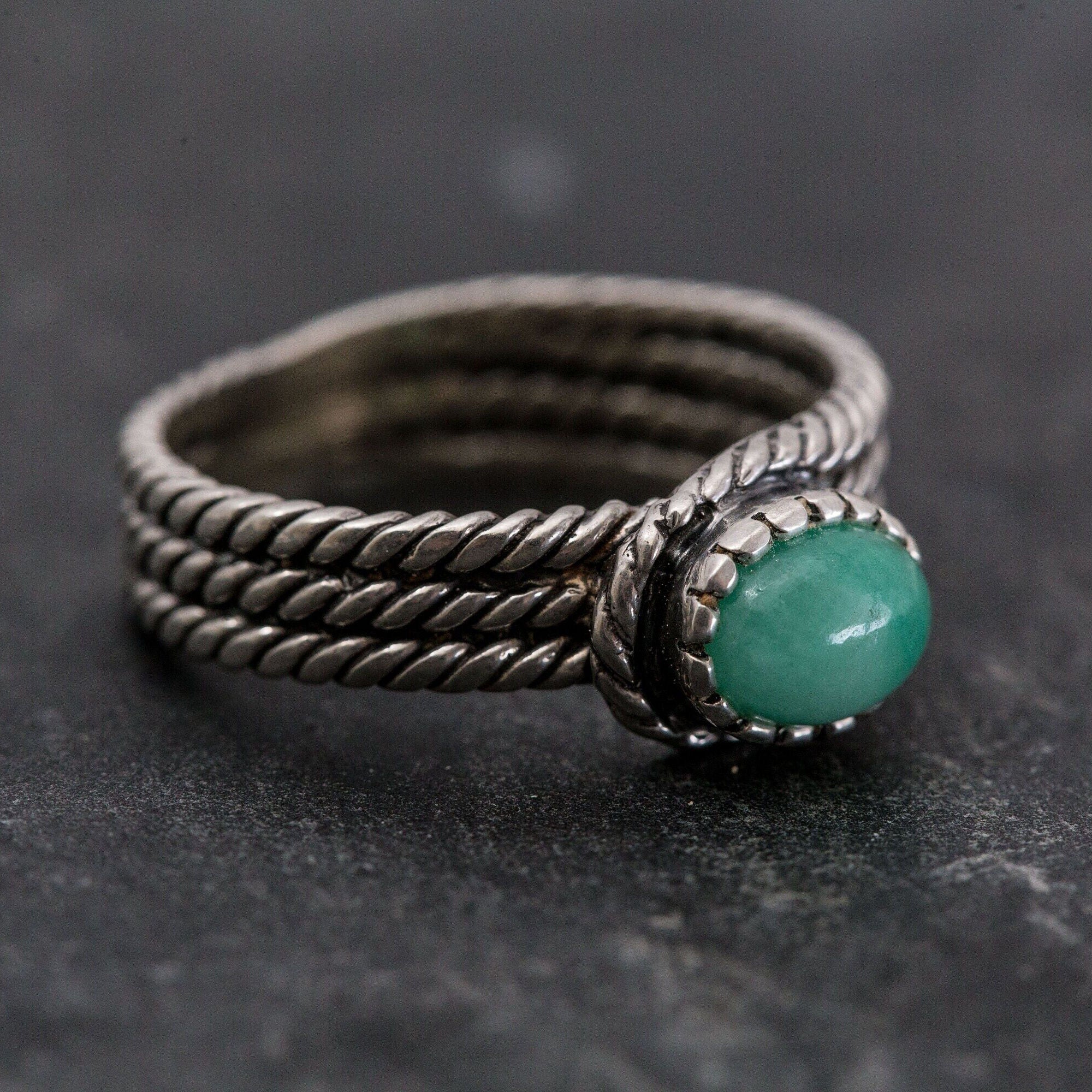 Natural Emerald Ring made in 925 Sterling Silver with Oval Natural Green Emerald in Prong setting, May Birthstone gift idea, symbolizes growth, harmony, and deep emotional healing, ideal for everyday wear and perfect for birthday gifting and special occasions.