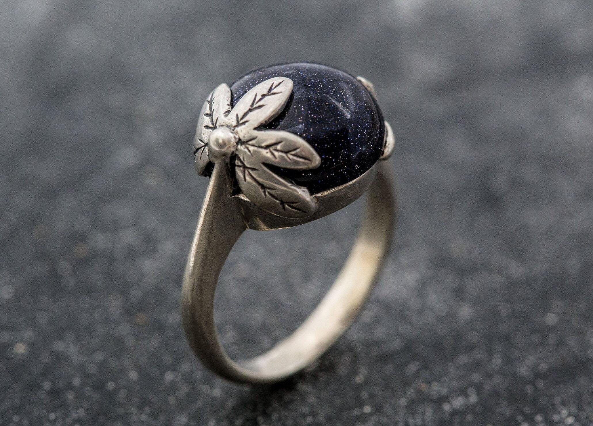 Blue Sandstone Ring, Blue Sand Stone, Leaf Ring, Sagittarius Ring, Dark Blue Ring, Vintage Ring, Solid Silver Ring, Sandstone, Flower Ring