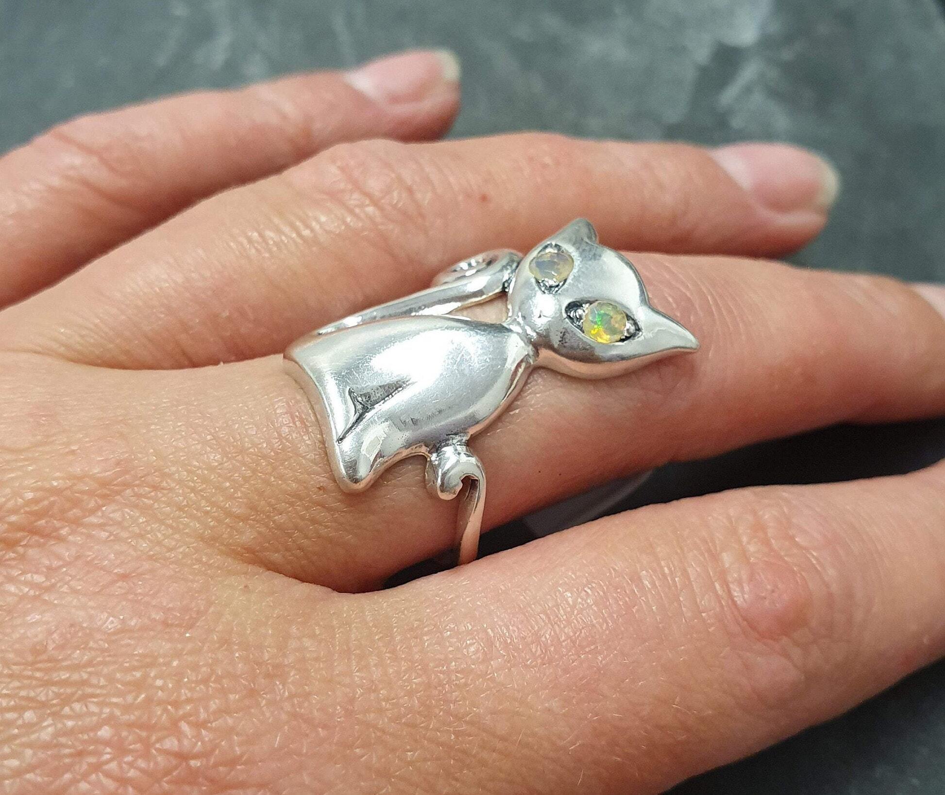 Silver Cat Ring, Opal Ring, Natural Opal Ring, October Birthstone, Silver Animal Ring, Vintage Cat Ring, Cat&#39;s Eye Ring, Solid Silver Ring