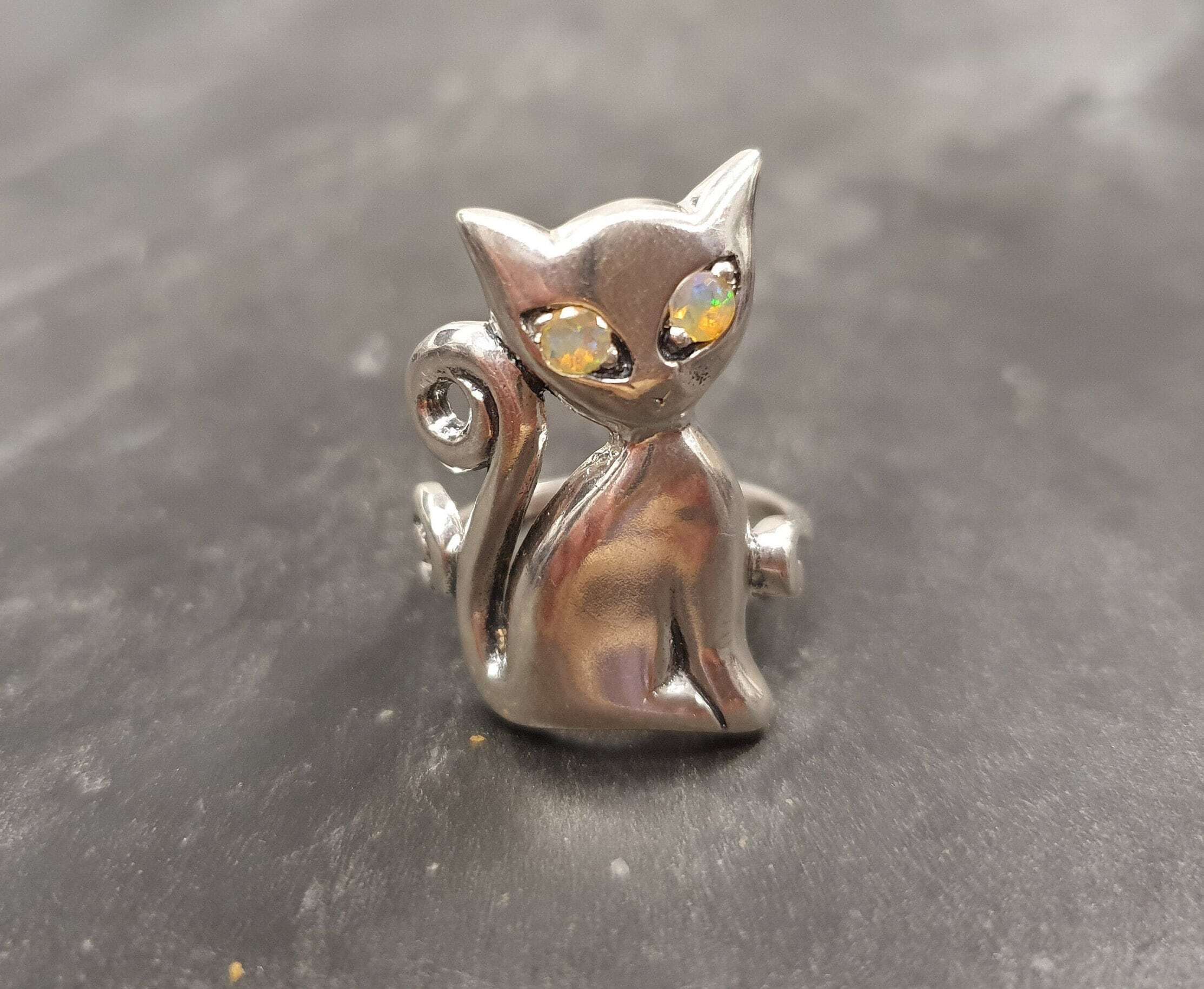 Silver Cat Ring, Opal Ring, Natural Opal Ring, October Birthstone, Silver Animal Ring, Vintage Cat Ring, Cat's Eye Ring, Solid Silver Ring