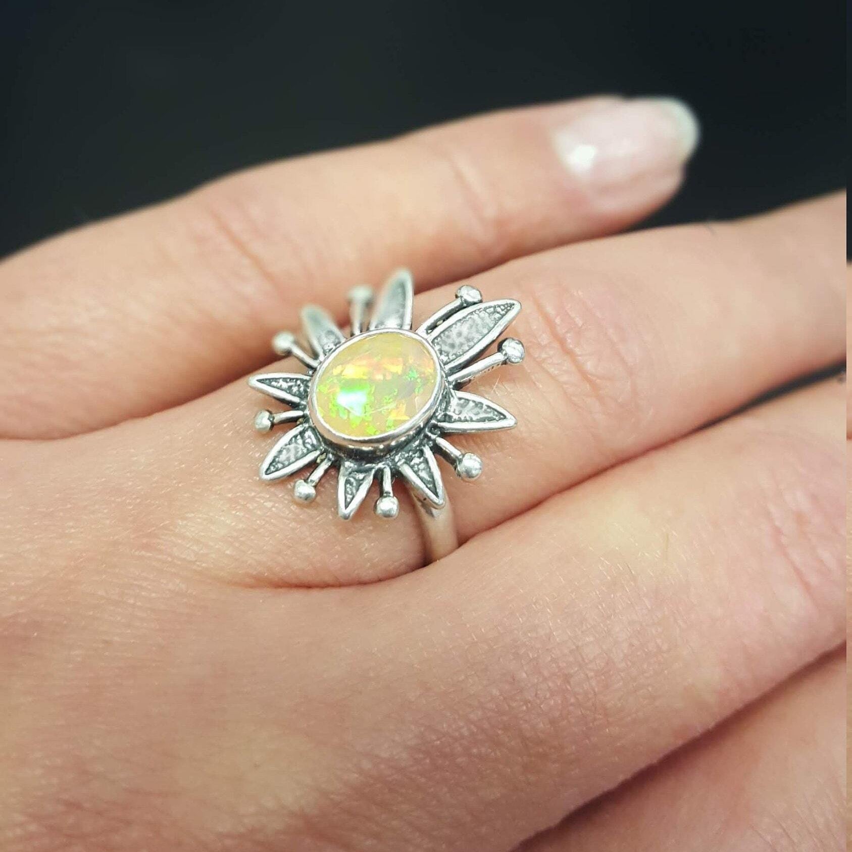 Opal Ring, Natural Opal, Ethiopian Opal Ring, October Birthstone, Flower Ring, Fire Opal, Ethiopian Ring, October Ring, Silver Ring, Opal