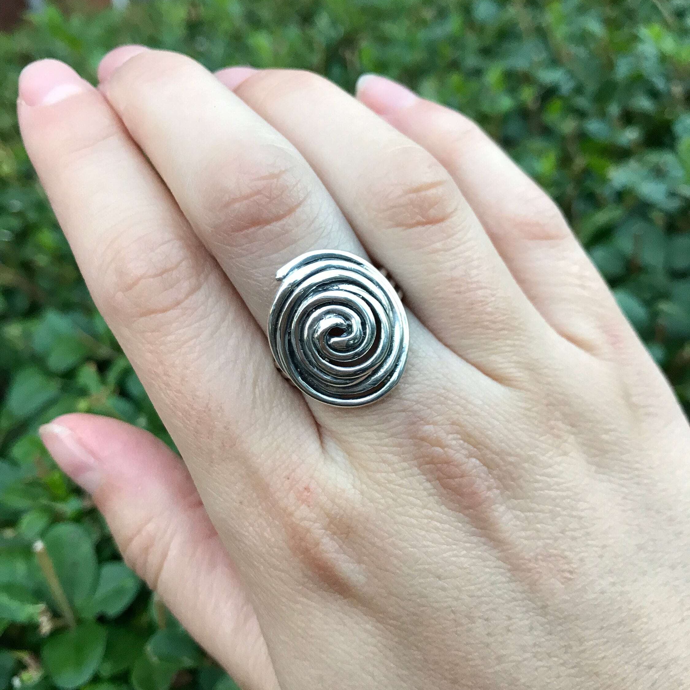 Silver Swirl Ring, String Ring, Solid Silver Ring, Infinity Ring, Spiral Ring, Unique Silver Ring, Sterling Silver Ring, Large Round Ring