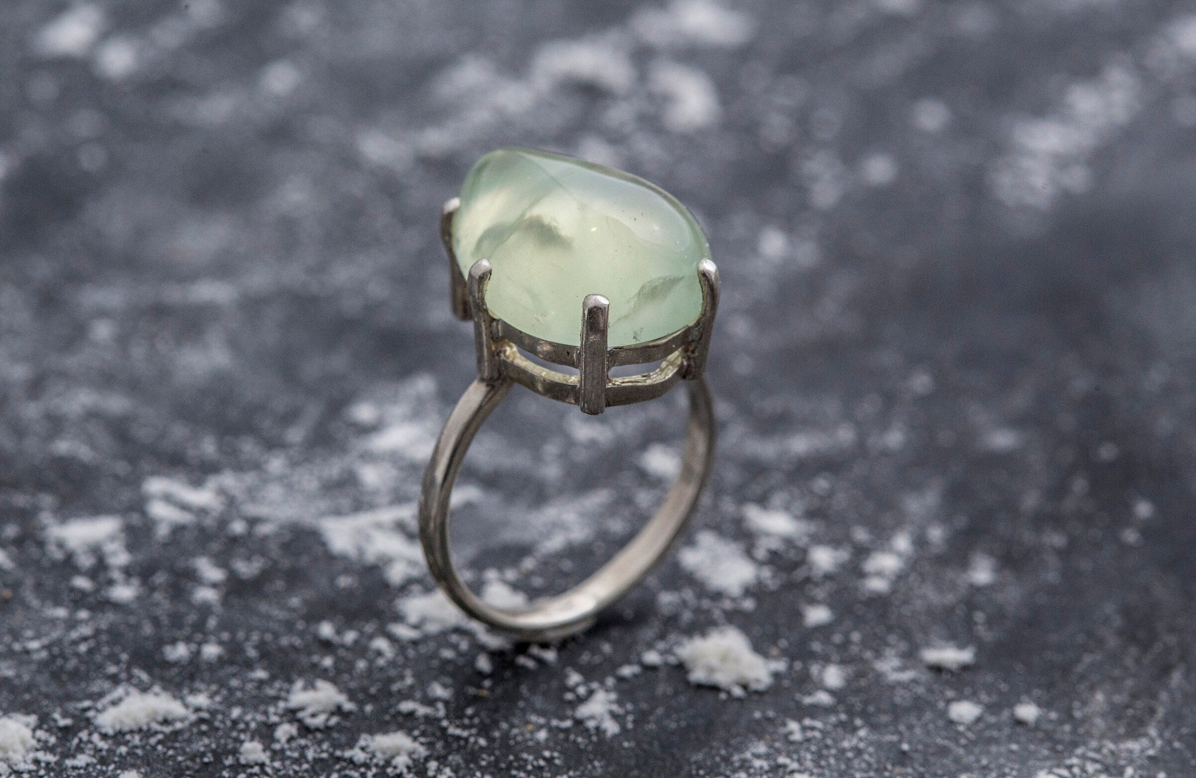 Prehnite Ring, Natural Prehnite, May Birthstone Ring, Teardrop Ring, Teardrop Prehnite, Healing Stones, Vintage Rings, Solid Silver Ring