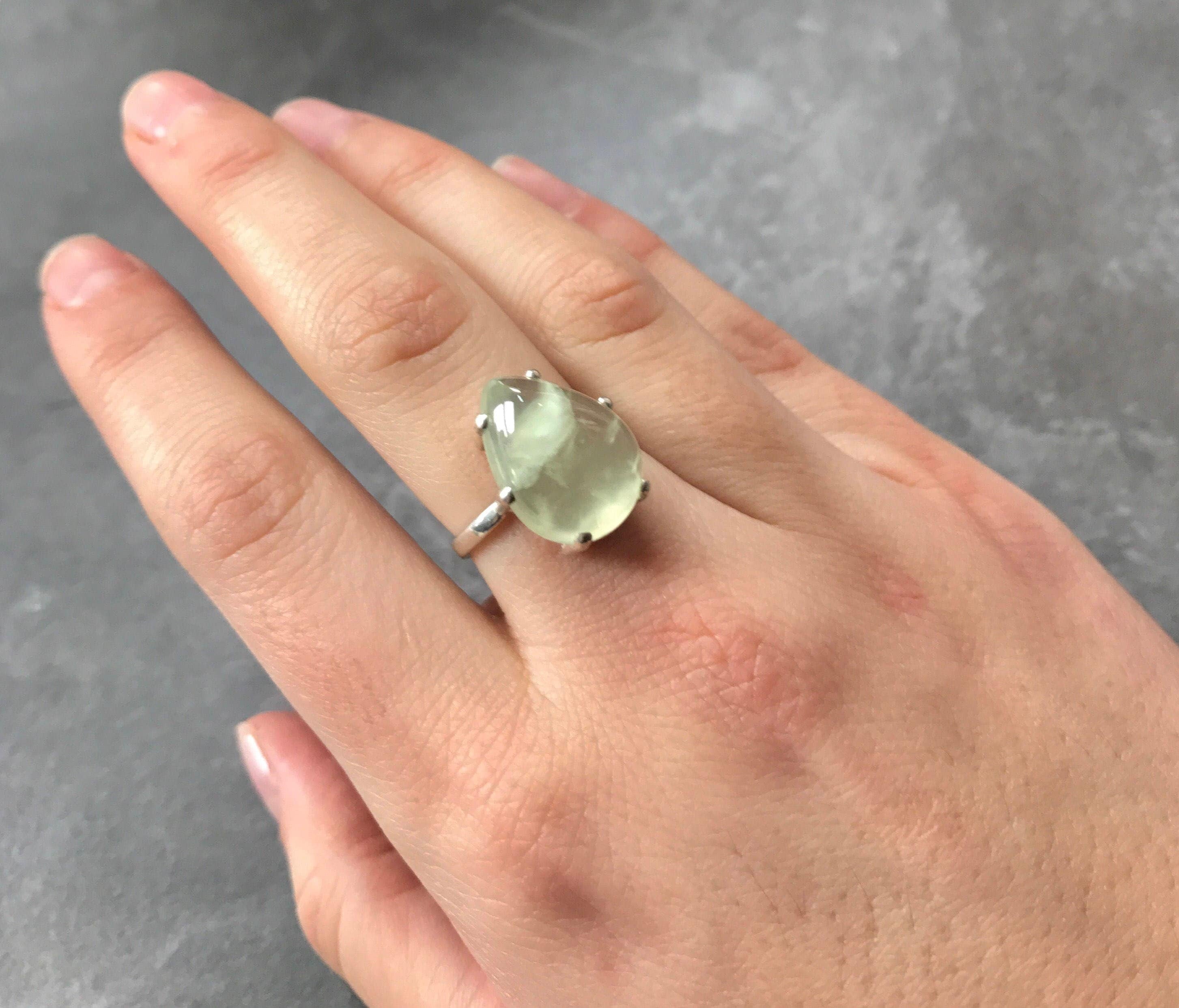 Prehnite Ring, Natural Prehnite, May Birthstone Ring, Teardrop Ring, Teardrop Prehnite, Healing Stones, Vintage Rings, Solid Silver Ring