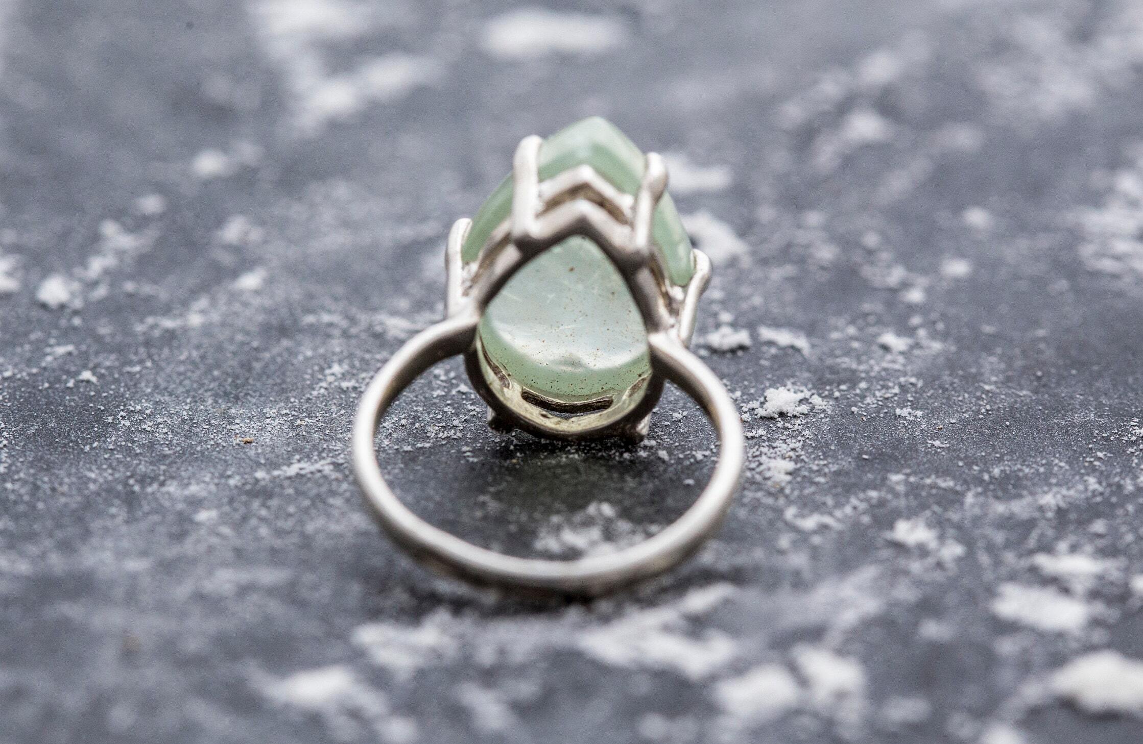 Prehnite Ring, Natural Prehnite, May Birthstone Ring, Teardrop Ring, Teardrop Prehnite, Healing Stones, Vintage Rings, Solid Silver Ring