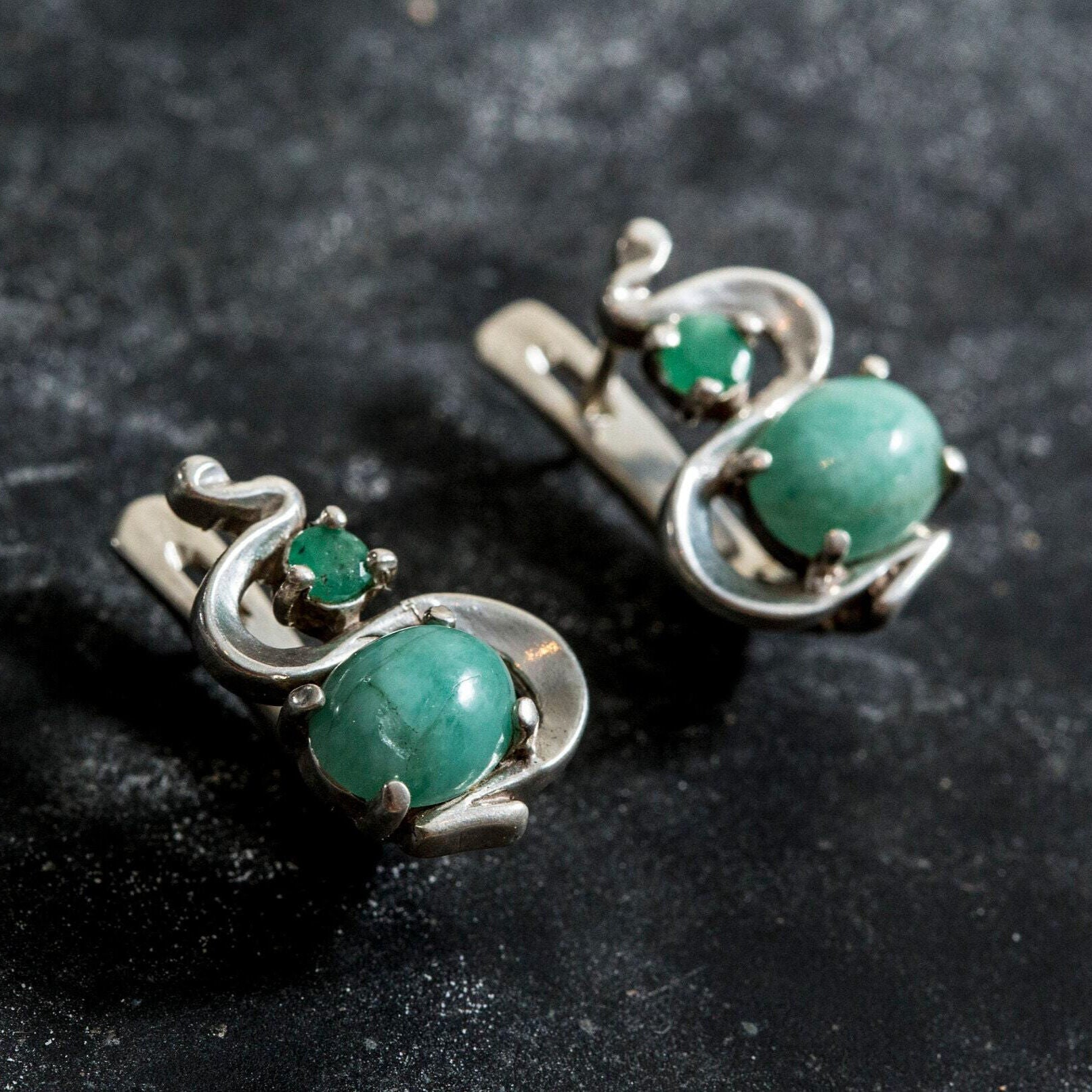 Emerald Earrings, Natural Emerald, Green Emerald, May Birthstone, Unique Earrings, Green Earrings, Silver Earrings, Real Emerald, Emerald