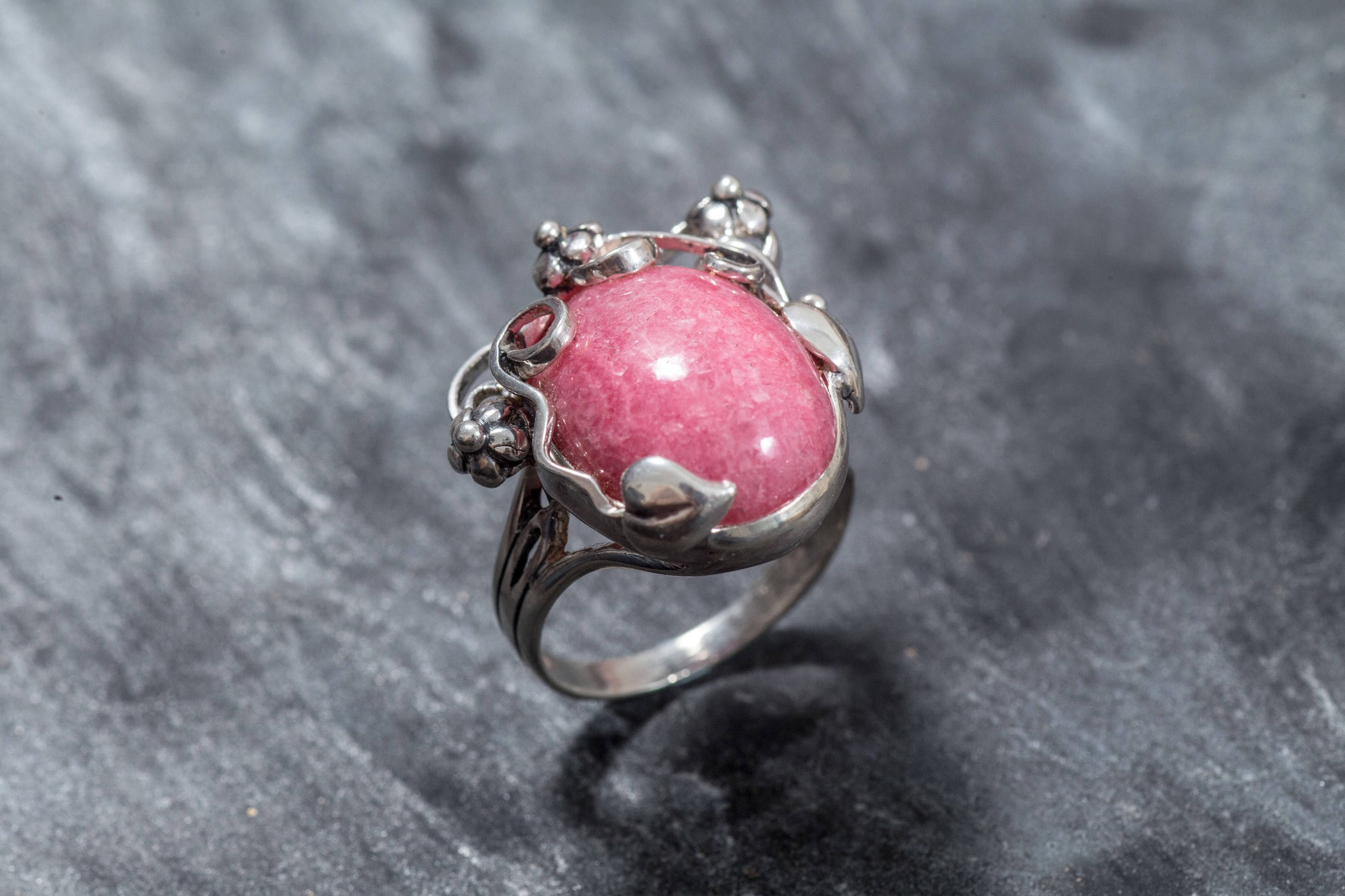 Rhodochrosite Ring, February Birthstone, Leaf Ring, Rhodochrosite, Vine Ring, Natural Stone, Large Rhodochrosite, Solid Silver Ring