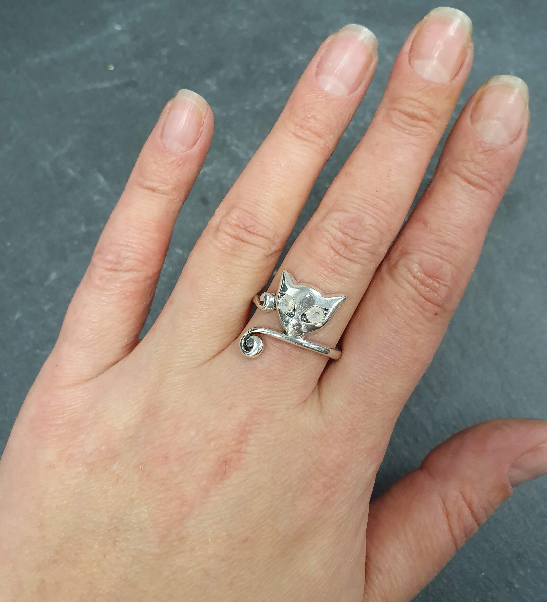 Silver Cat Ring, Natural Moonstone, Kitten Tail Ring, June Birthstone, Cute Cat Ring, Elegant Ring, Moonstone Cat Ring, Solid Silver Ring