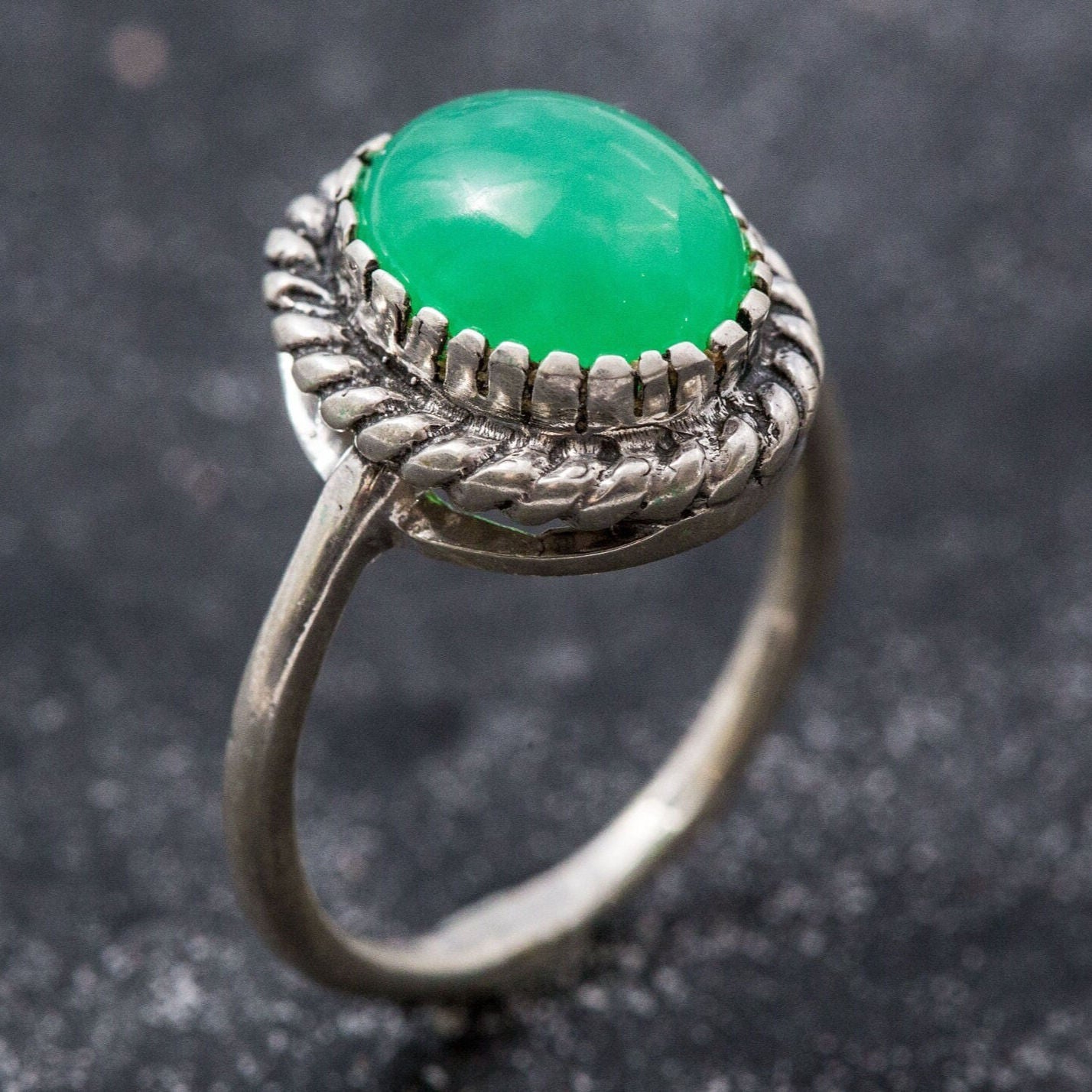 Chrysoprase Ring, Natural Chrysoprase, Vintage Ring, Green Oval Ring, May Birthstone, Antique Ring Style, Unique Ring, Solid Silver Ring