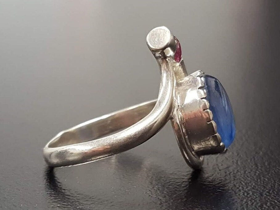 Kyanite Ring, Natural Ruby, Blue Vintage Ring, Multistone Ring, Teardrop Ring, Unique Ring, Blue Stone Ring, Silver Ring, African Kyanite