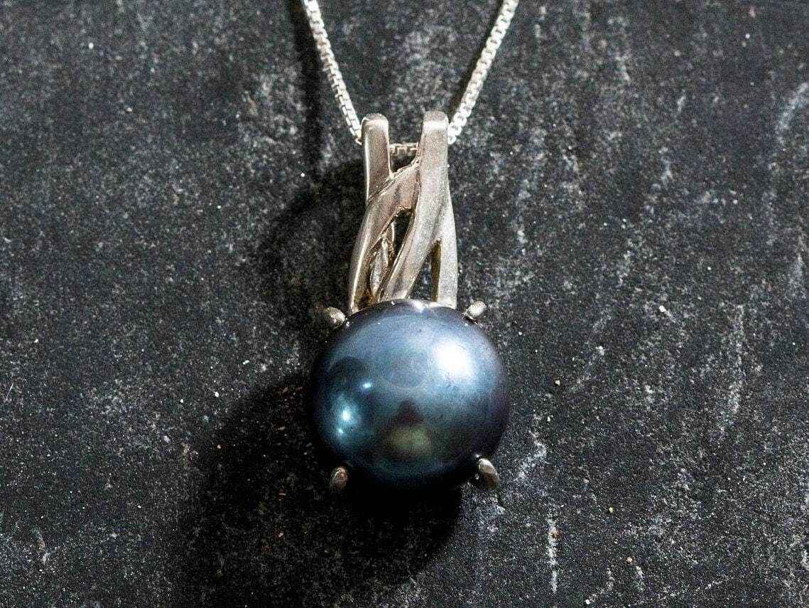 Black Pearl Pendant, Natural Pearl, June Birthstone, Pearl Pendant, Black Pearl, Vintage Pearl Pendant, Black Pendant, Solid Silver Pendant