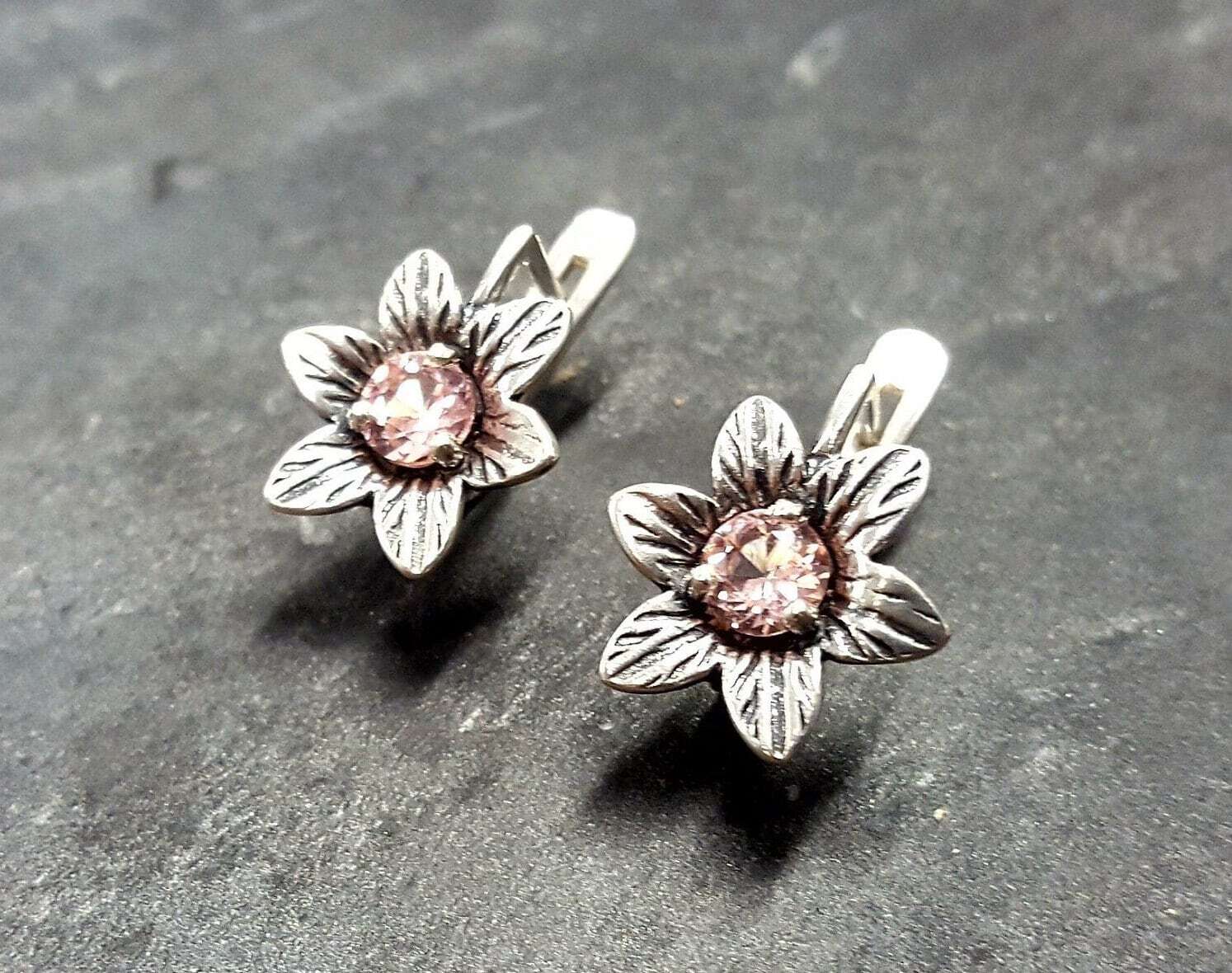 Morganite Earrings, Created Morganite, Pink Flower Earrings, Pink Vintage Earrings, Flower Studs, Silver Flower Studs, Silver Earrings