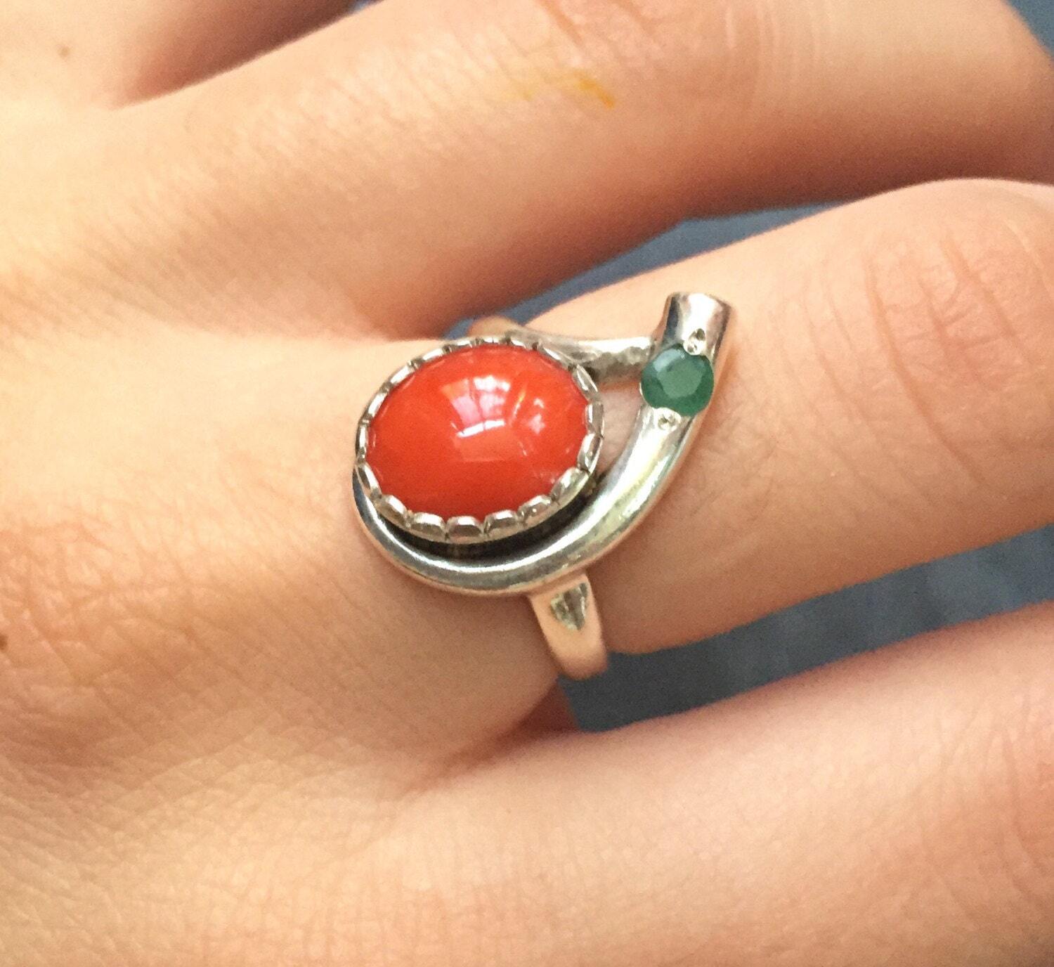 Red Coral Ring, Natural Coral, Natural Emerald, Antique Ring, May Birthstone, Teardrop Ring, Vintage Ring, Red Ring, Sterling Silver Ring