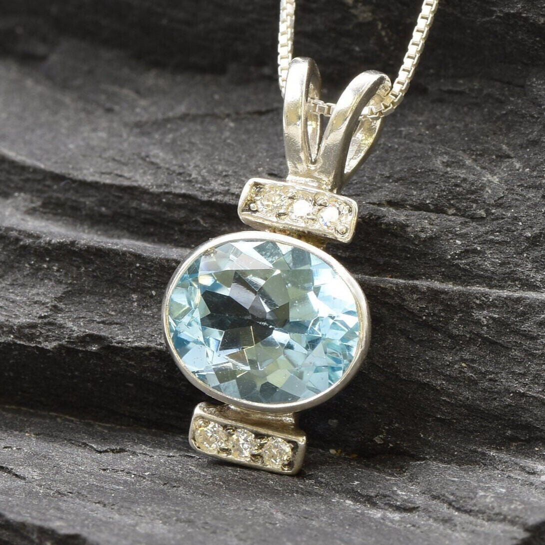 Blue Topaz Pendant, Vintage Topaz Pendant, Blue Topaz Necklace, Sky Topaz Pendant, Bridal Pendant, Topaz Pendant, Solid Silver Pendant,Topaz