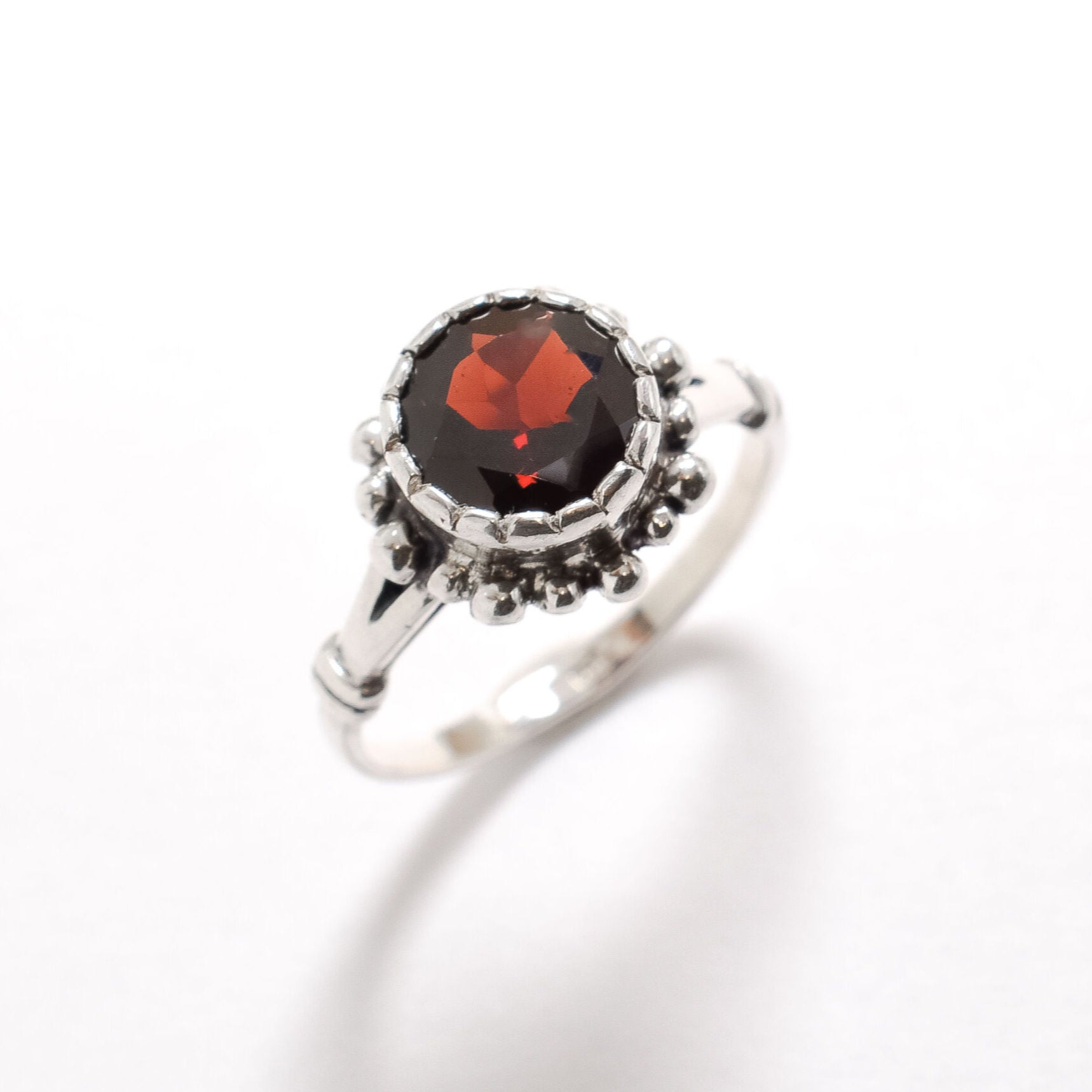 Garnet Ring, Natural Garnet, January Ring, Red Vintage Ring, Round Ring, Red Diamond Ring, January Birthstone, Solid Silver Ring, Garnet
