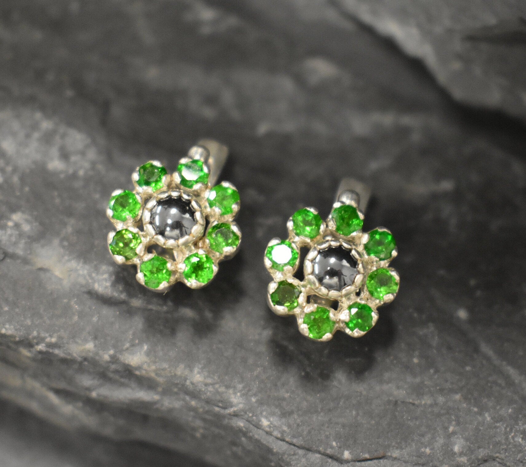 Hematite Earrings, Chrome Diopside Earrings, Flower Earrings, Vintage Earrings, Silver Earrings, Vintage Flower, Chrome Diopside, Hematite