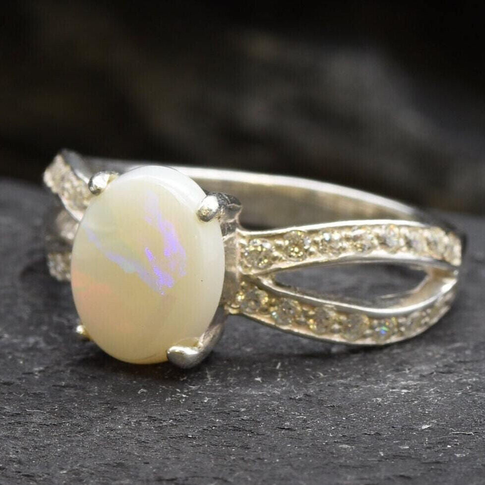 Beautiful 925 Sterling Silver ring featuring Natural White Australian Opal, a thoughtful gift for October birthdays and special moments.