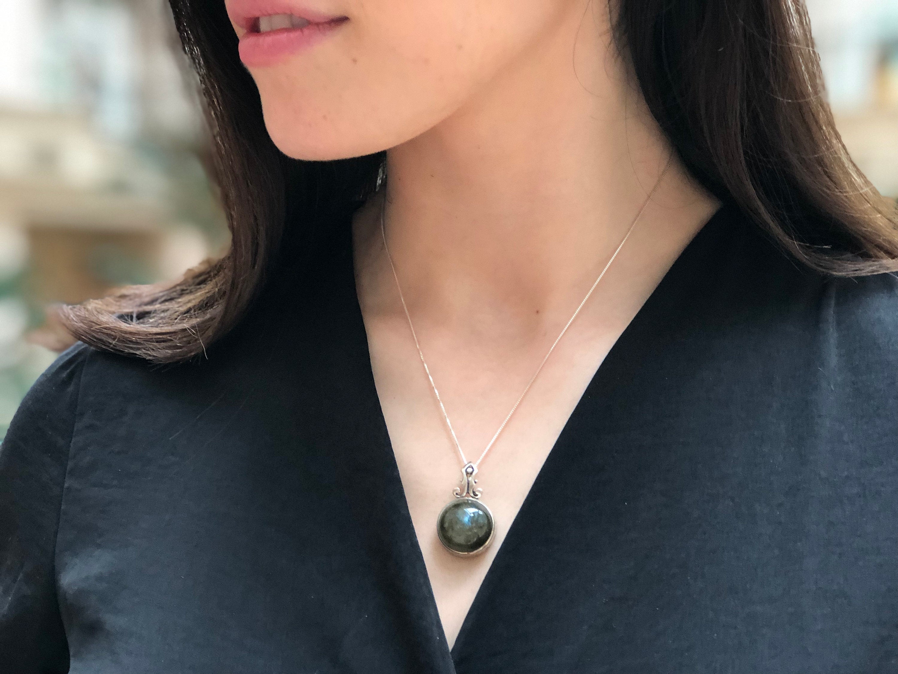 Antique Pendant, Labradorite Pendant, Statement Pendant, Vintage Pendant, Green Pendant, Unique Stone, Gemstone Pendant, 925 Silver Pendant