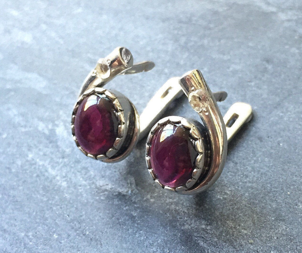 Garnet Earrings, January Birthstone, Natural Garnet, January Earrings, 2 Carats, Vintage Earrings, Antique Earrings, Solid Silver