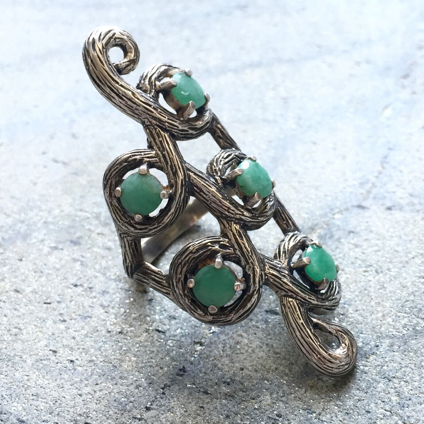 Natural Emerald Ring made in 925 Sterling Silver with Round Natural Green Emerald in Prong setting, May Birthstone gift idea, symbolizes growth, harmony, and deep emotional healing, ideal for everyday wear and perfect for birthday gifting and special occasions.