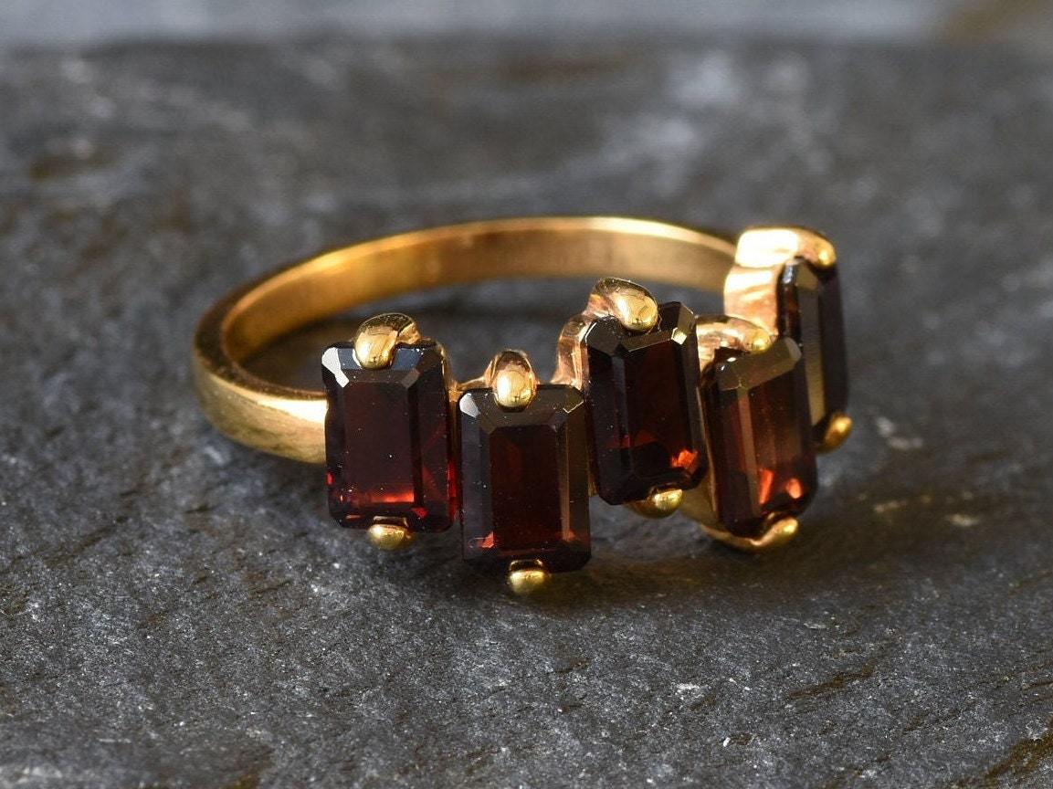 Garnet Ring, Natural Garnet, Emerald Cut Band, January Birthstone, Red Vintage Ring, Red Diamond Ring, Asymmetric Ring, Solid Silver Ring(1)