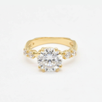 Elegant vintage diamond ring in 18k Gold Vermeil, ideal for birthdays and cherished moments. A timeless accessory for any occasion.