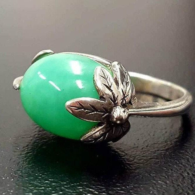 Chrysoprase Ring, Natural Chrysoprase, May Birthstone, Leaf Ring, Vintage Rings, May Birthstone Ring, Solid Silver, Australian Chrysoprase