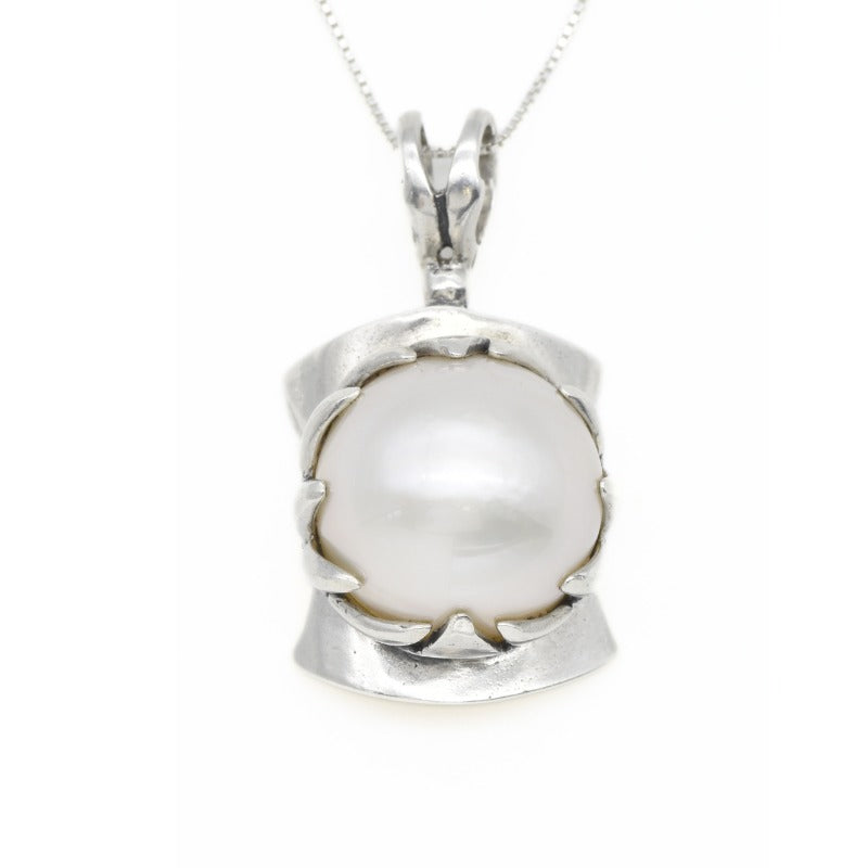 Mabe Pearl Necklace, Natural Mabe Pearl, Leaf Pearl Pendant, Large Pearl Pendant, June Birthstone, White Pearl Necklace, Solid Silver