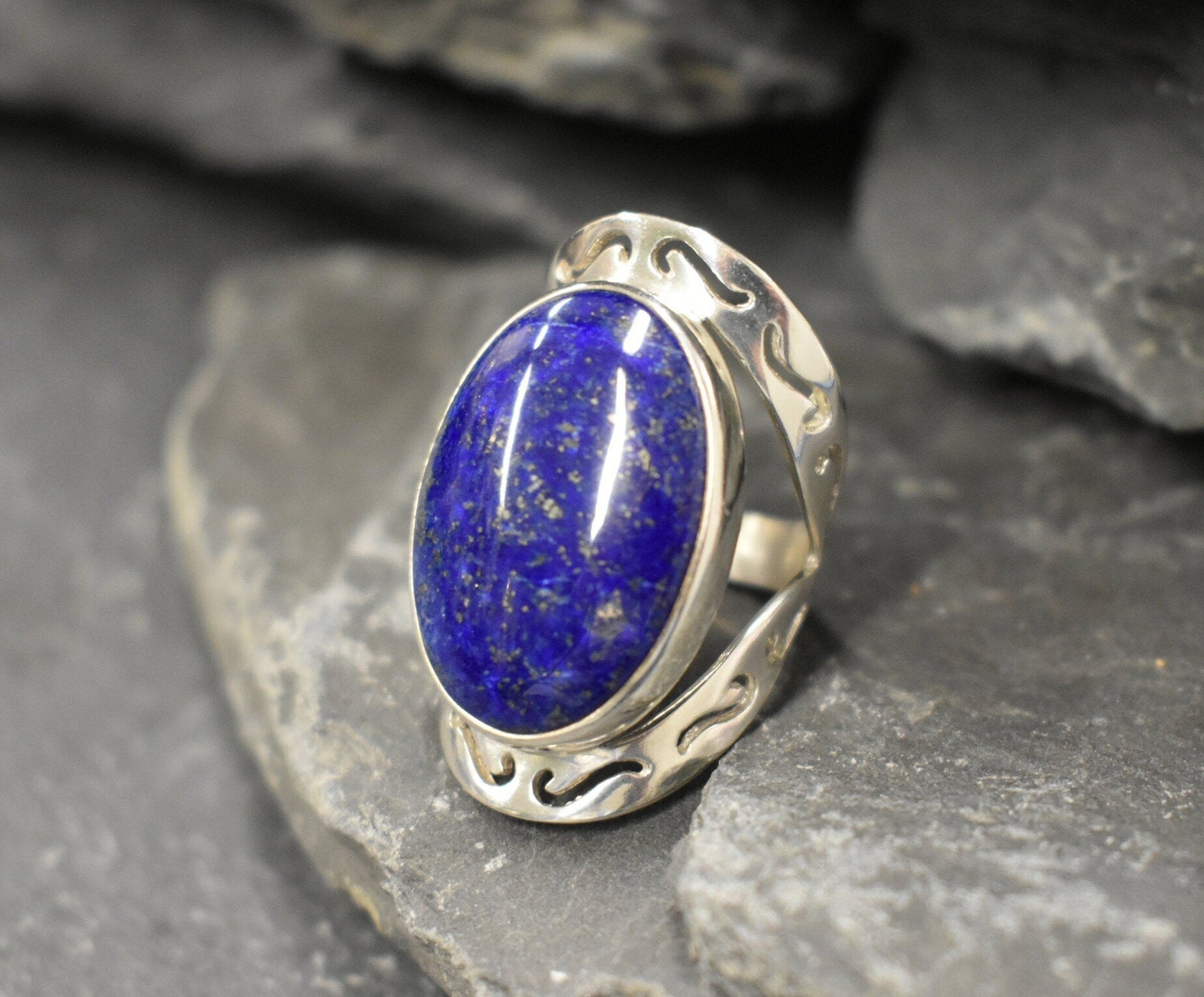 Large Lapis Ring, Lapis Lazuli Ring, Natural Lapis Lazuli, December Birthstone, Blue Ring, Victorian Ring, Solid Silver Ring, Lapis Lazuli