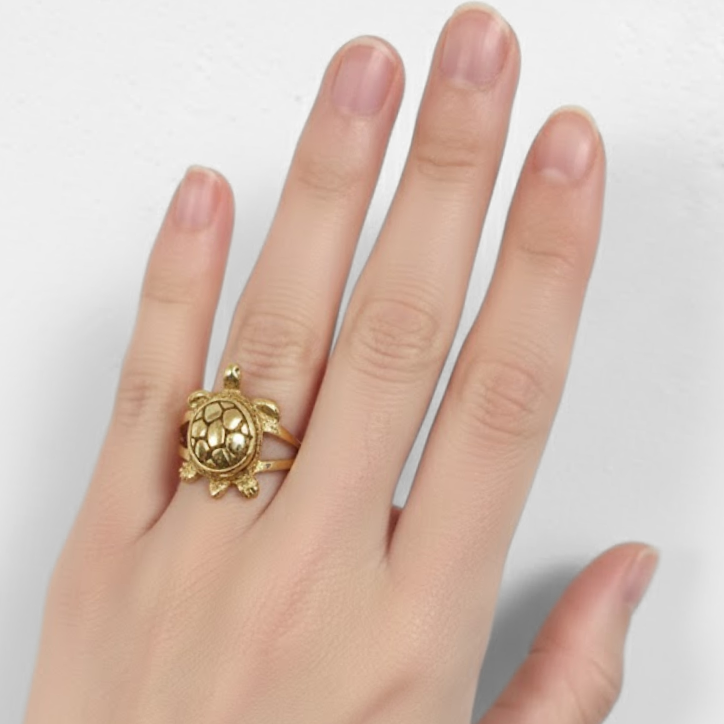 Adina Stone material options for 925 Sterling Silver, 18K Yellow Gold Vermeil, 18K White Gold Vermeil, 18K Rose Gold Vermeil.