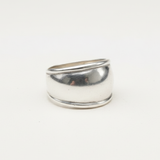 Silver Dome Band - Robust Thick Ring in 925 Sterling Silver. A timeless accessory for daily outfits and special moments.