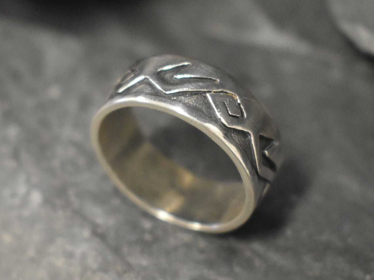Pattern Ring, Engraved Ring, Thick Silver Band, Solid Silver Ring, Vintage Ring, Dented Ring, Aztec Ring, Bohemian Ring, Imprinted Wave Ring