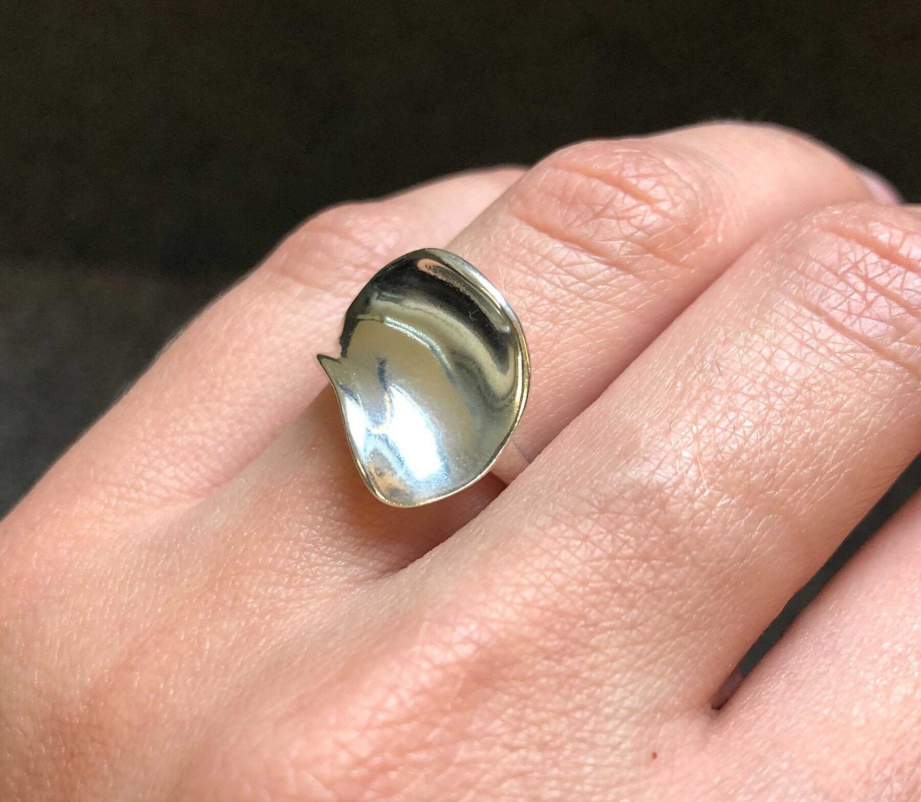 Silver Leaf Ring, Large Leaf Ring, Abstract Rings, Wave Ring, Solid Silver Ring, Sterling Silver, Wide Band, Thick Band Ring, Sturdy Ring