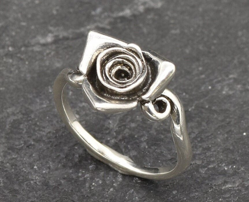 Artistic Flower Ring, Silver Flower Ring, Silver Rose Ring, Flower Ring, Floral Ring, Vintage Ring, Artistic Ring, Silver Ring, 925 Silver