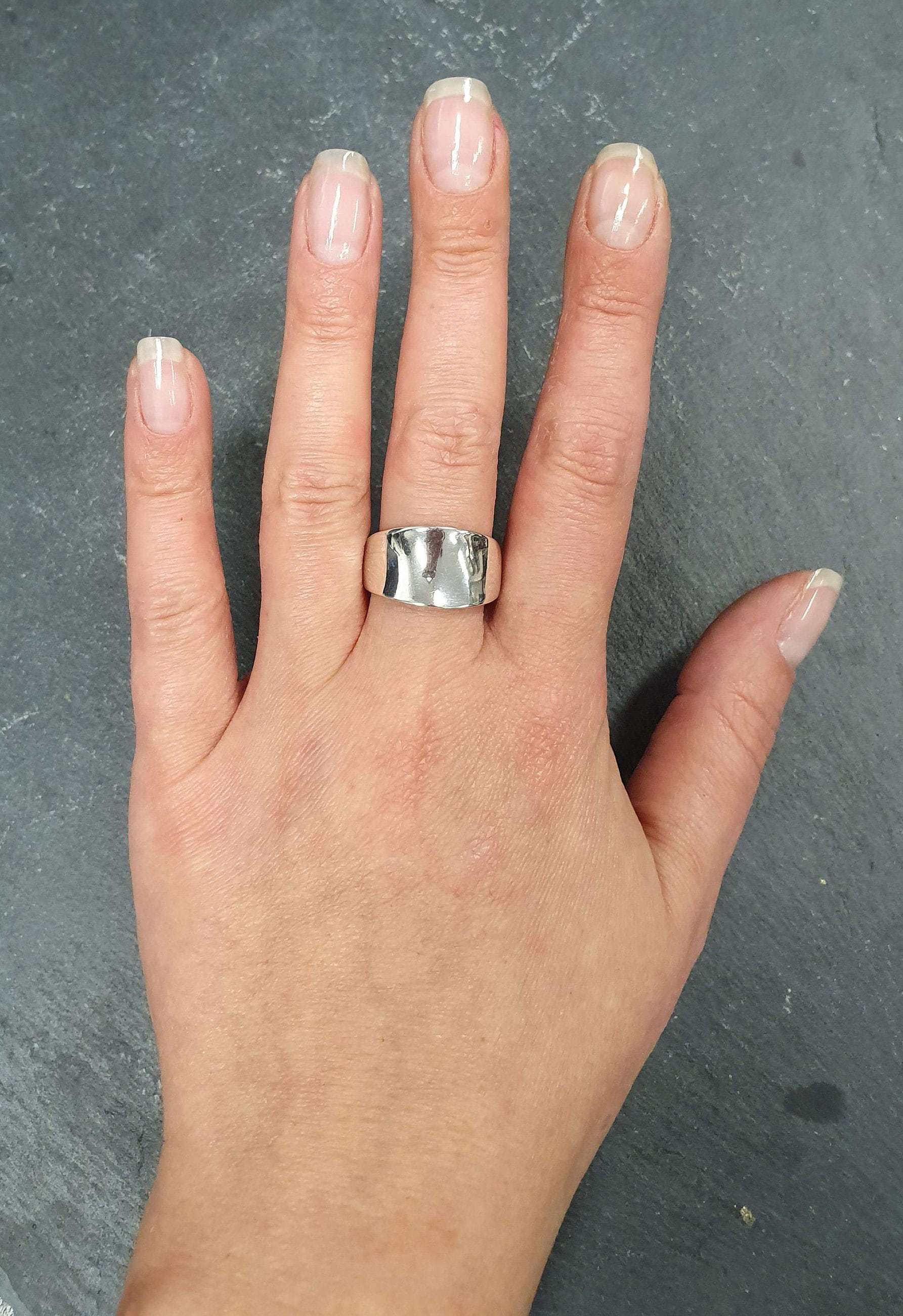 Wide Silver Band, Solid Silver Ring, Thick Silver Ring, Simple Silver Band, 925 Silver Ring, Statement Band, Smooth Ring, Flat Surface Ring