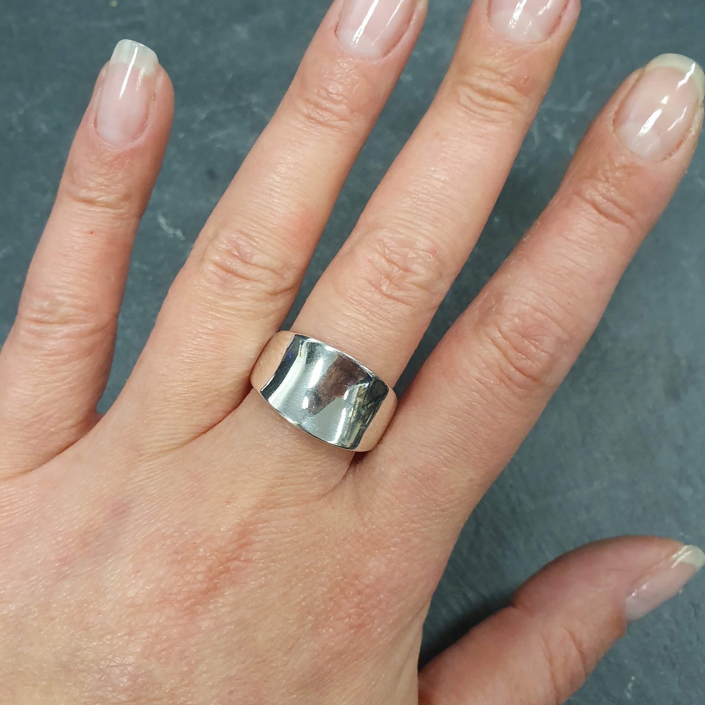 Wide Silver Band, Solid Silver Ring, Thick Silver Ring, Simple Silver Band, 925 Silver Ring, Statement Band, Smooth Ring, Flat Surface Ring