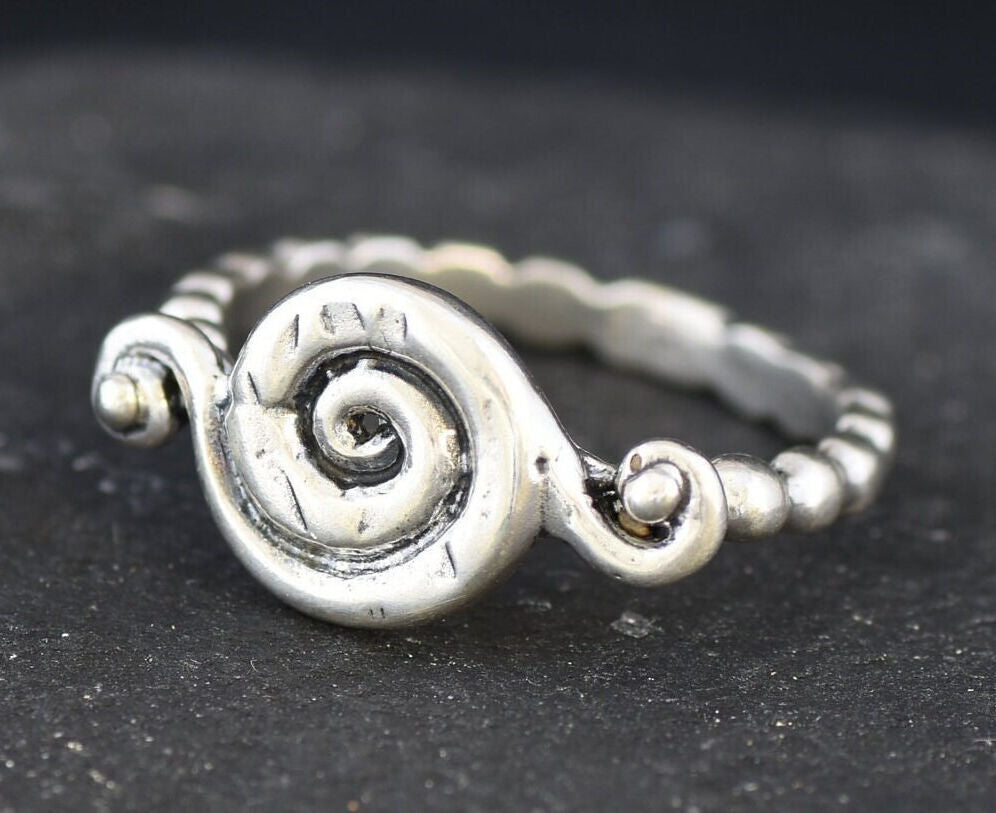 Spiral Ring, Swirl Ring, Boho Silver Ring, Solid Silver Ring, 925 Sterling Silver, Artisan Ring, Minimalist Ring, Dainty Silver Ring, Silver