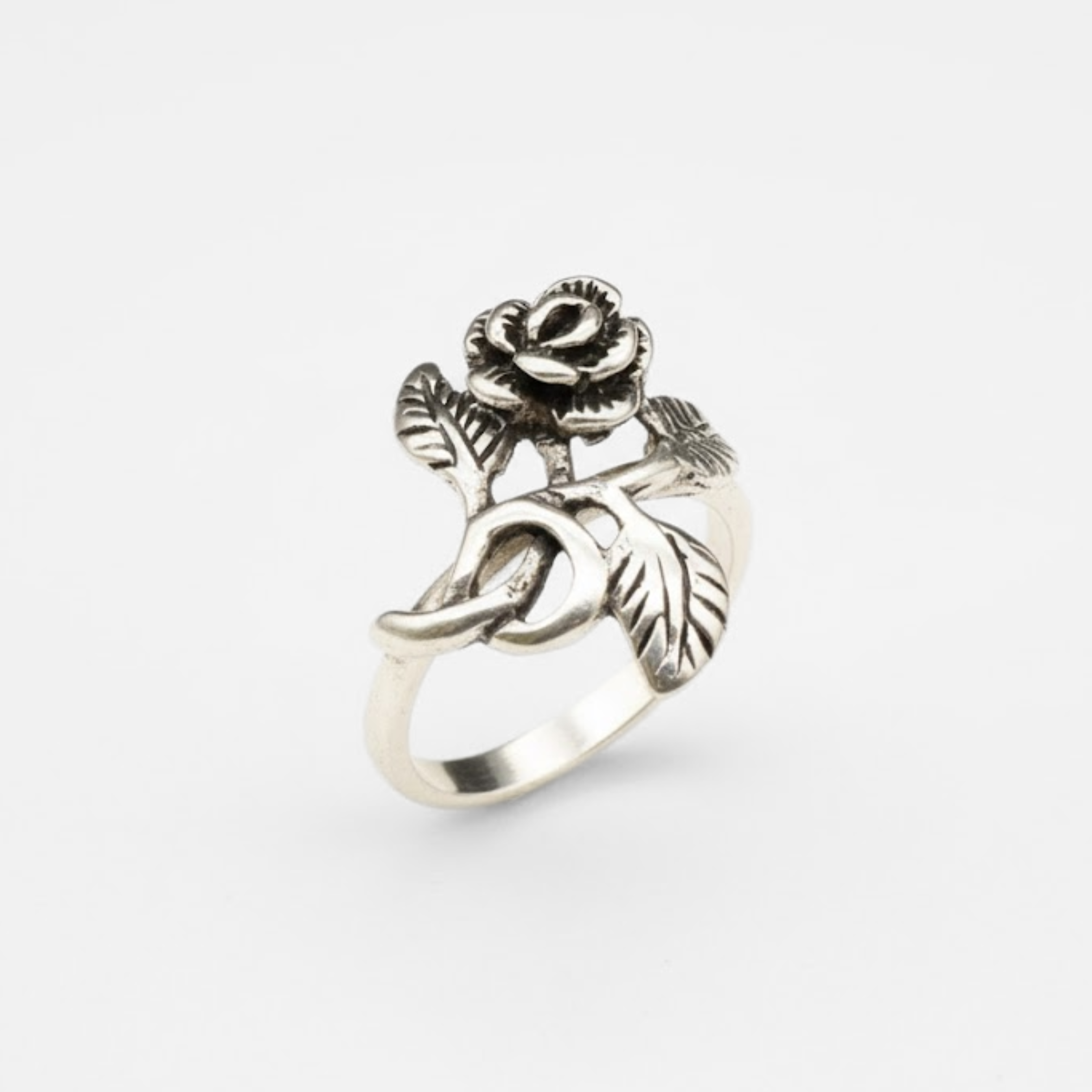 Charming Silver Rose Ring - Crafted in 925 Sterling Silver, ideal for daily elegance and thoughtful gift-giving.